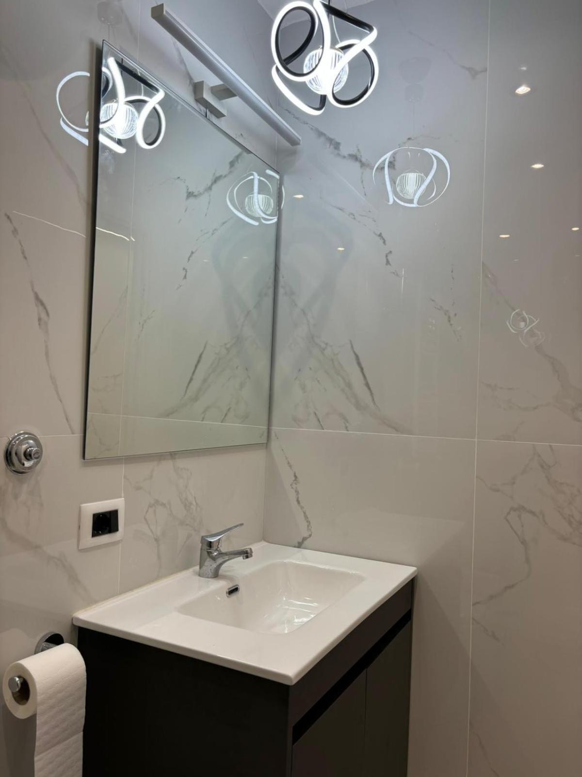 Tiburtina Flats Apartamento