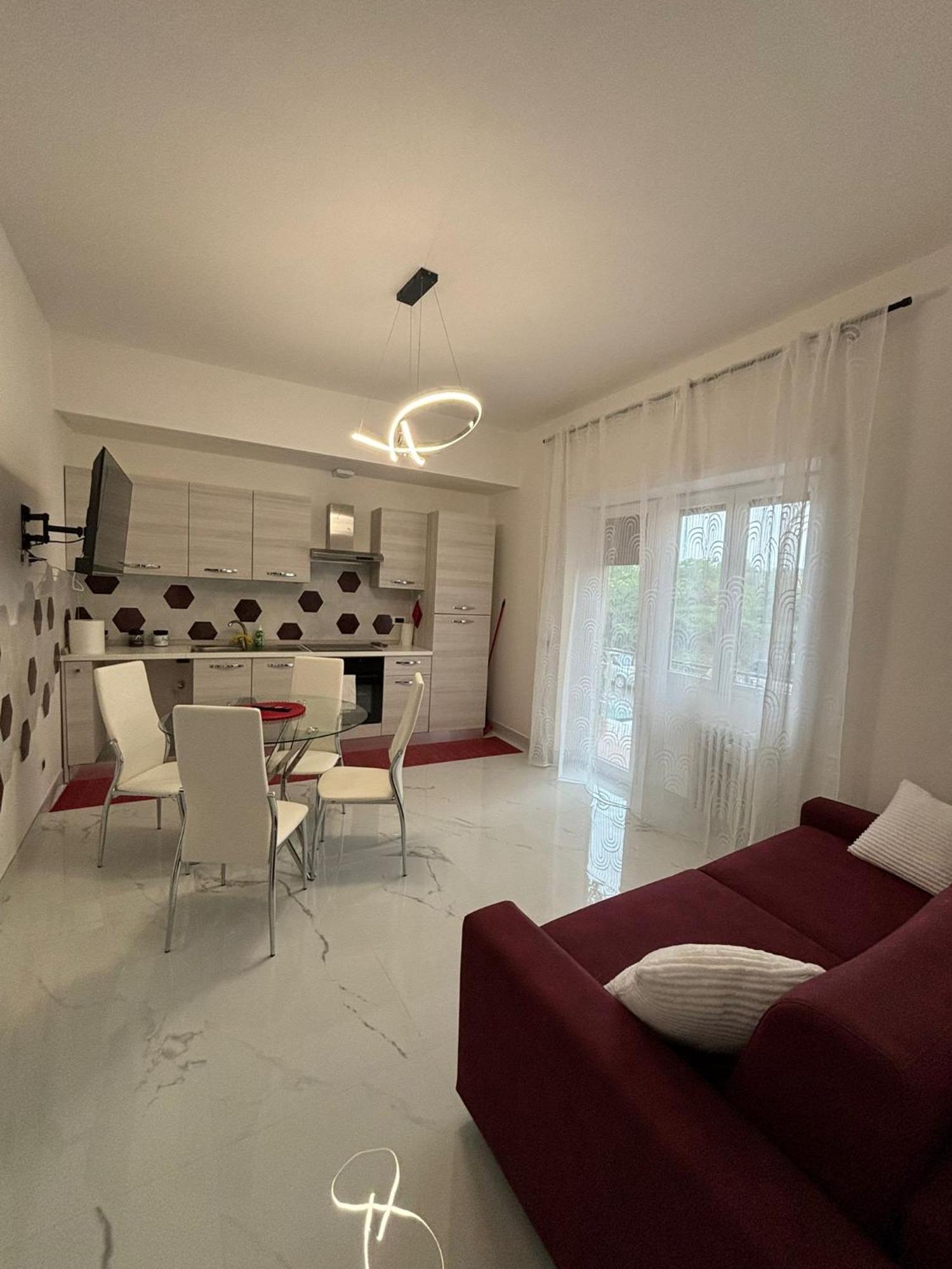 Tiburtina Flats * Roma