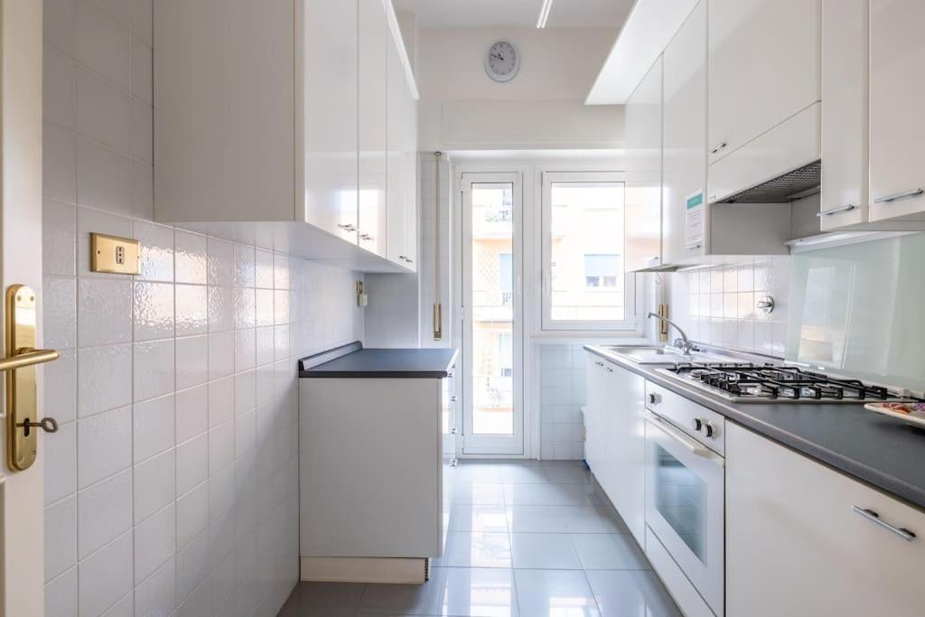 St Peter House By Varental * Rome