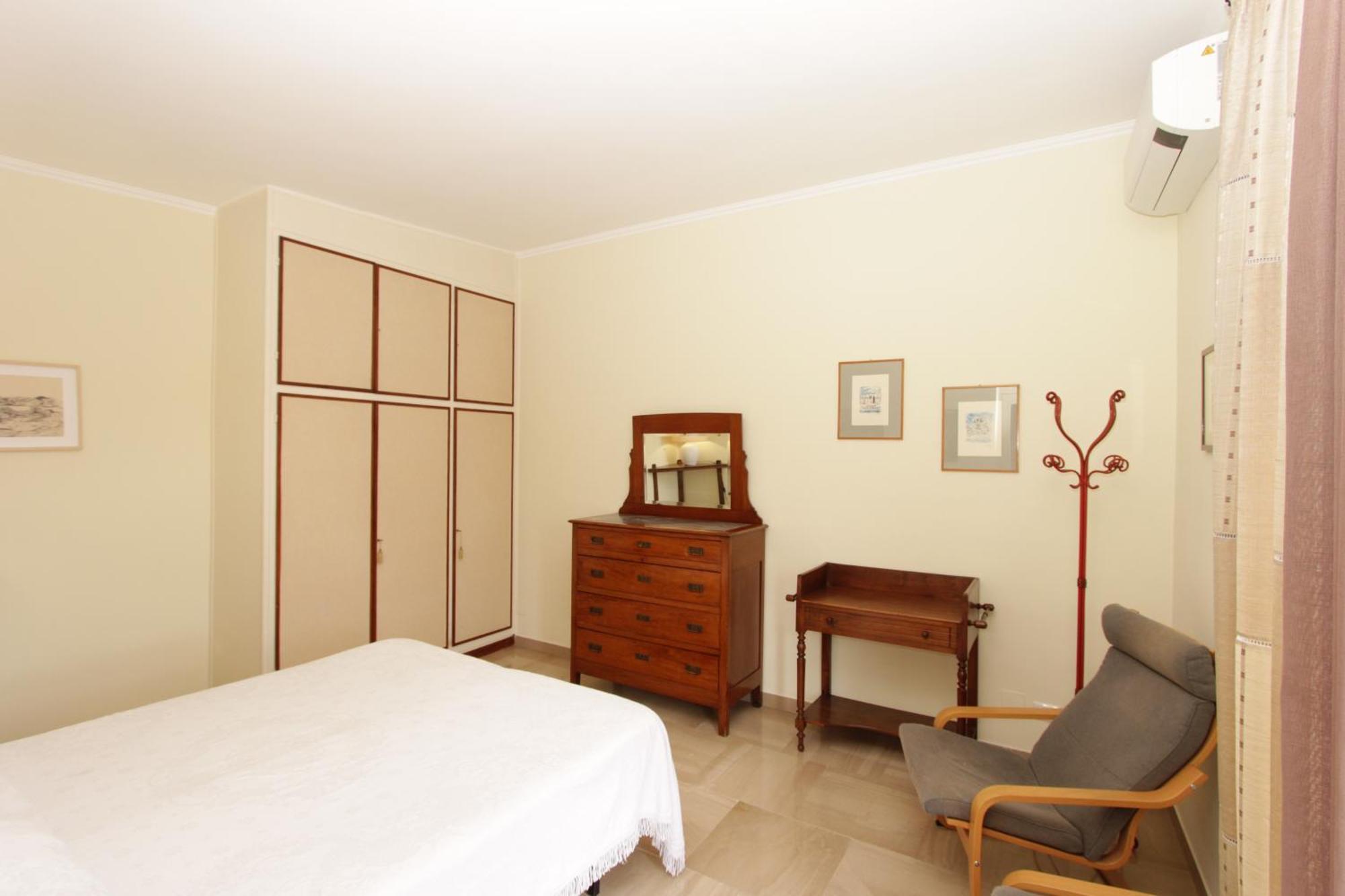 Pironti Flat Rome