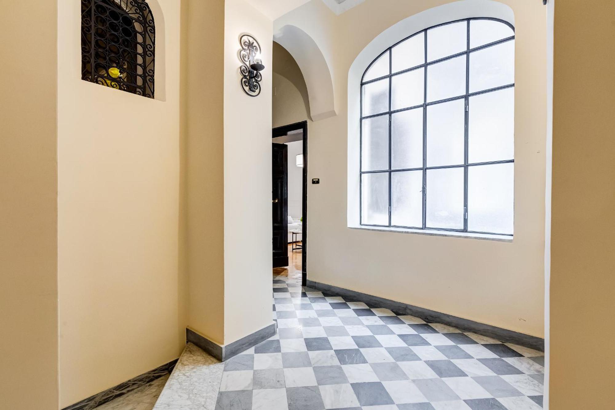 Apartment New Sistina - Your Italian Holidays *