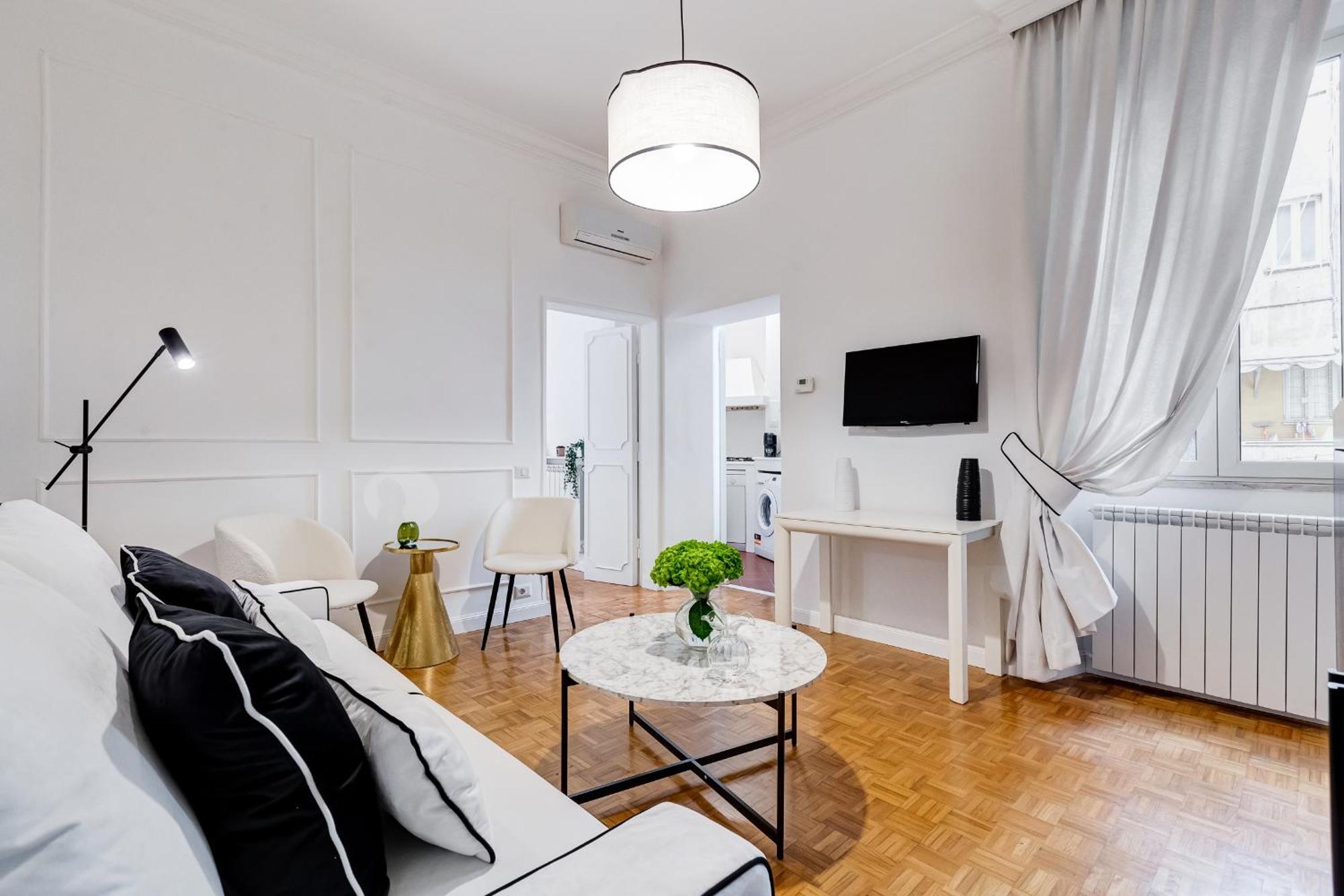 Apartment New Sistina - Your Italian Holidays
