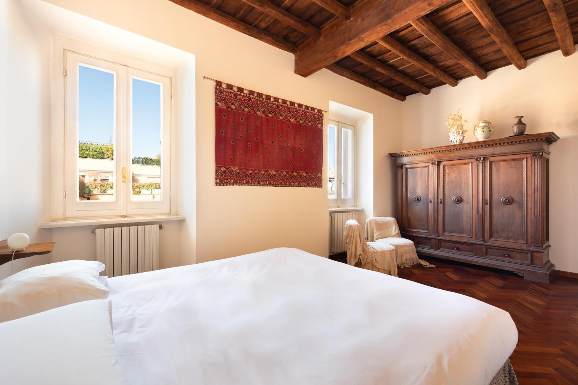 Trevi Comfortable With Terrace | Romeloft Roma