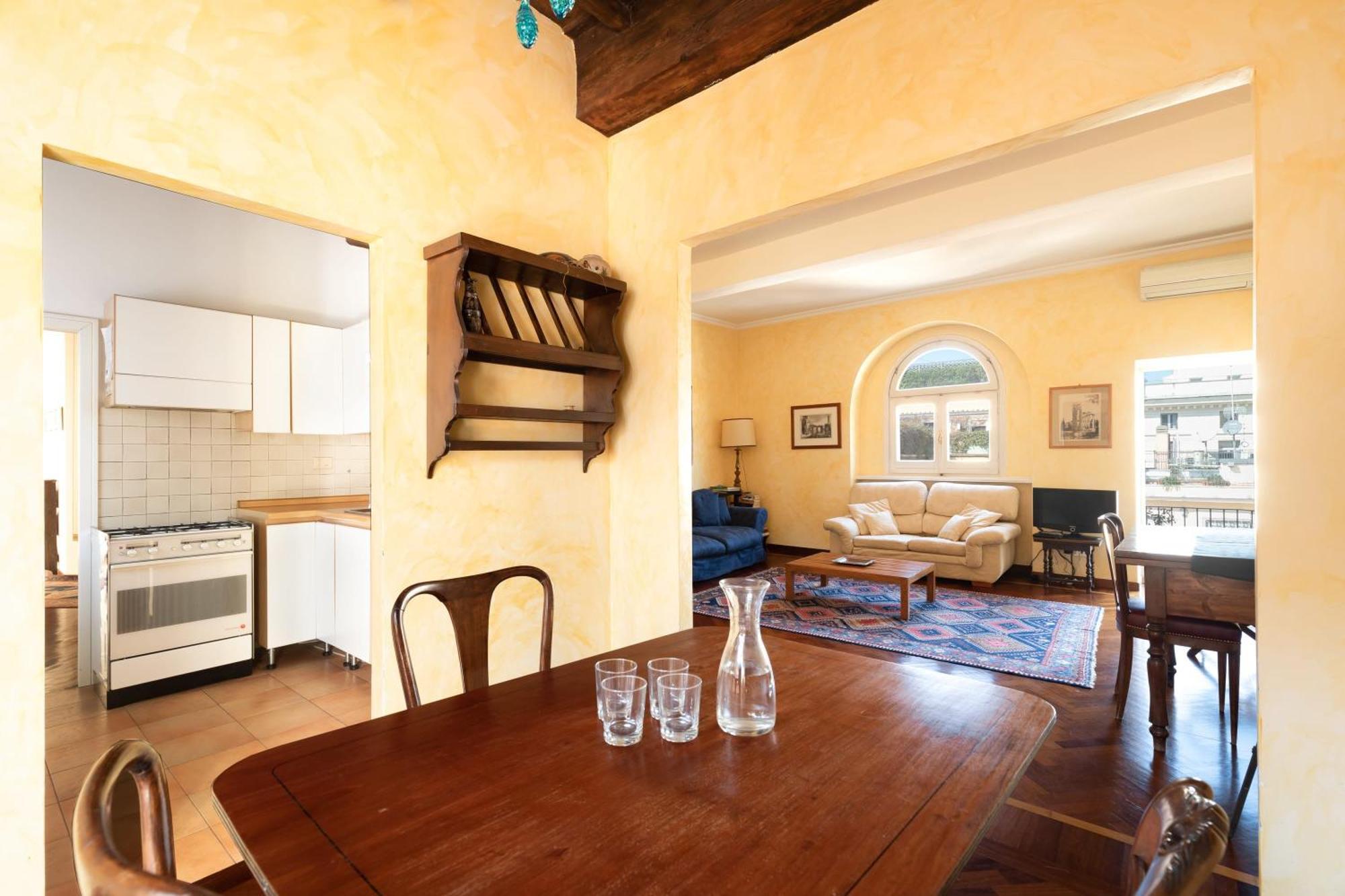 Trevi Comfortable With Terrace | Romeloft Appartamento *