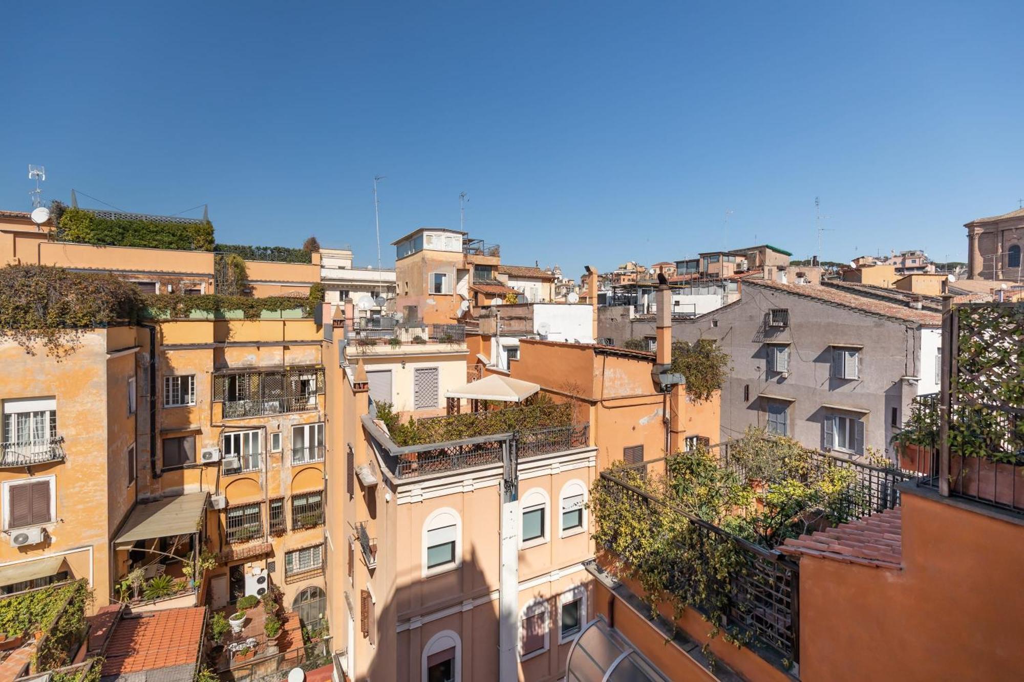 Trevi Comfortable With Terrace | Romeloft Roma