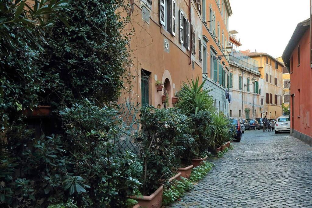 Trastevere Charming Loft | Romeloft Apartment
