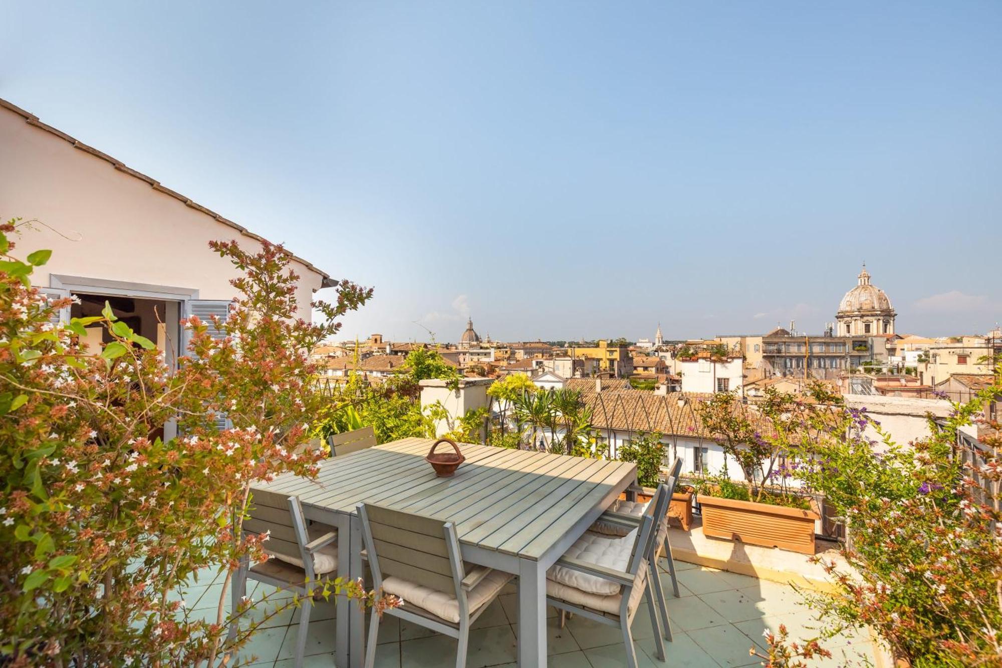 Farnese Stunning Penthouse | Romeloft Rome