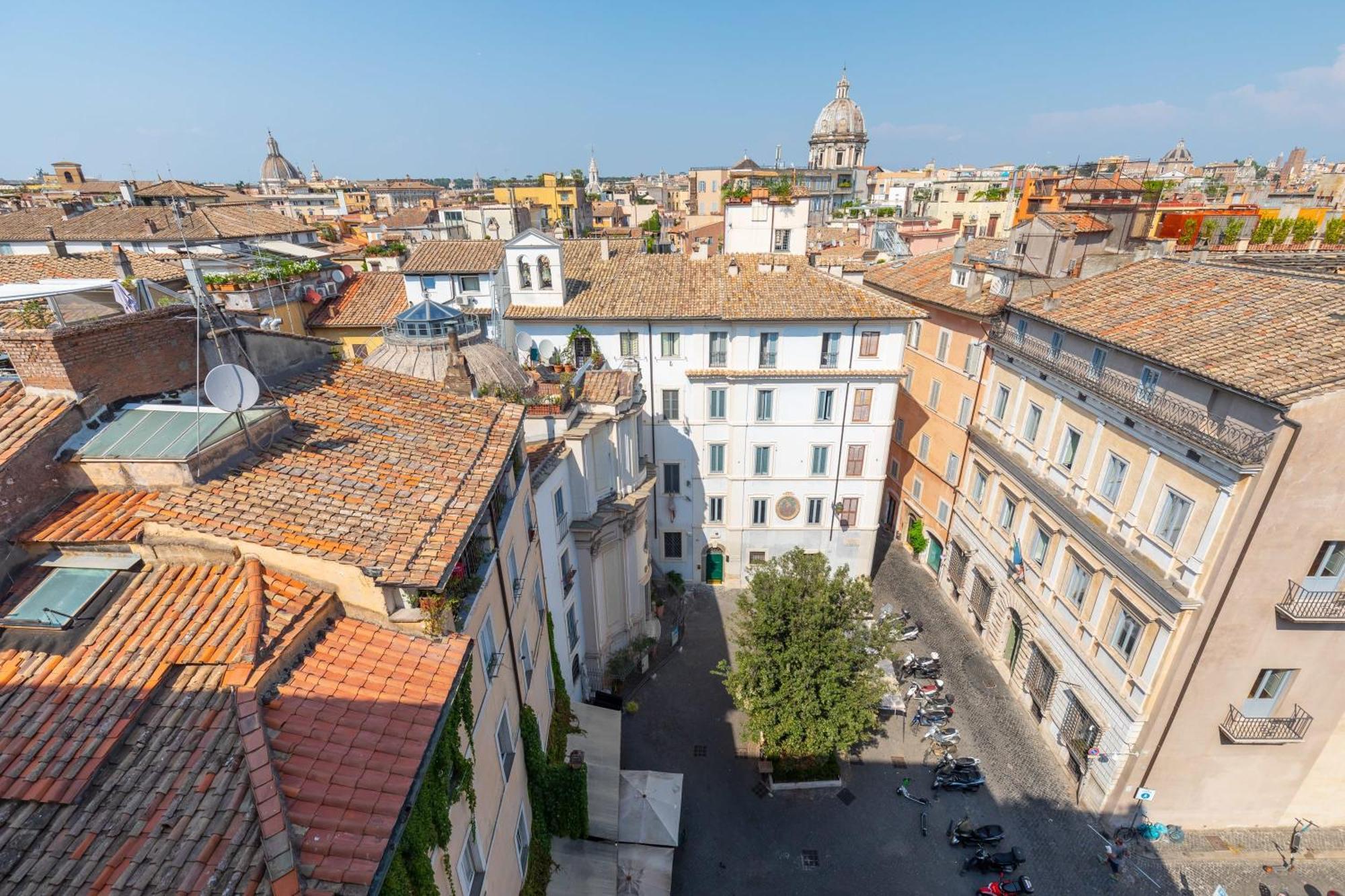 Apartment Farnese Stunning Penthouse | Romeloft Rome