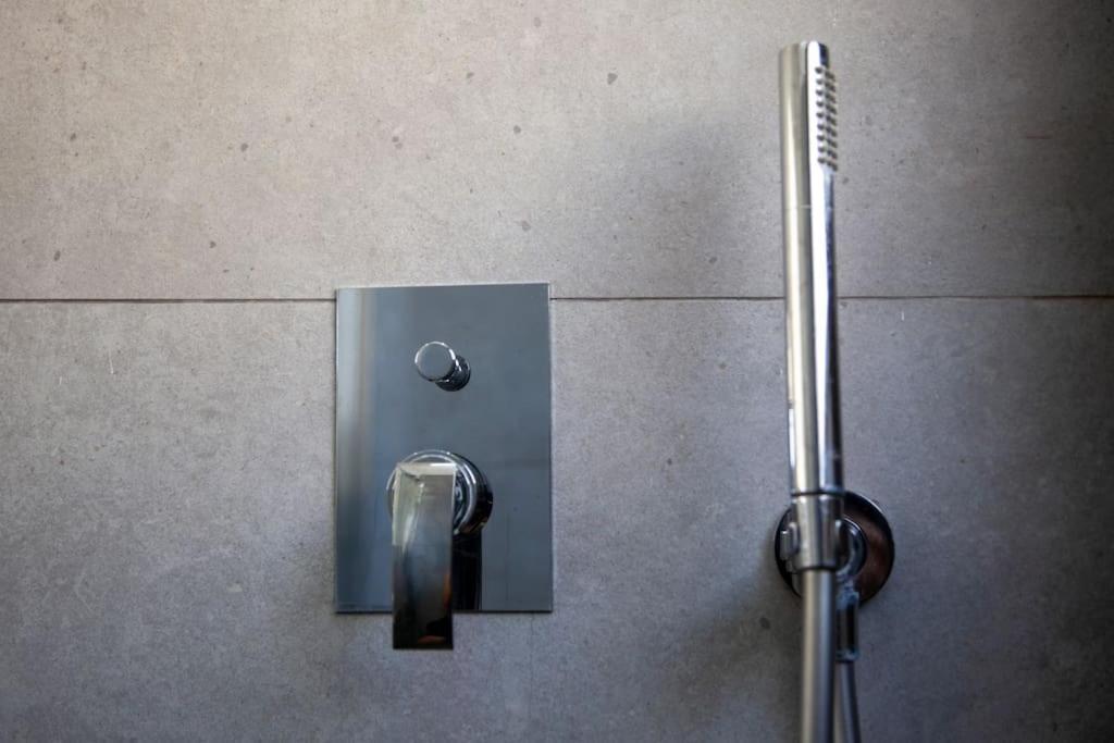 Modern And Stylish Flat Next To Metro Appartement Rome