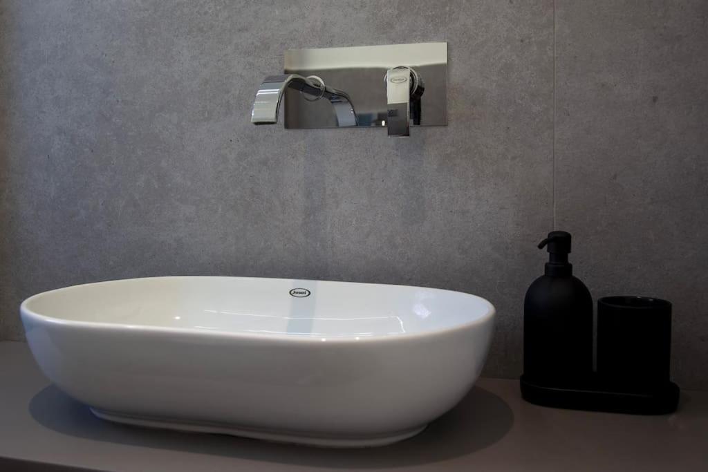 Modern And Stylish Flat Next To Metro * Roma
