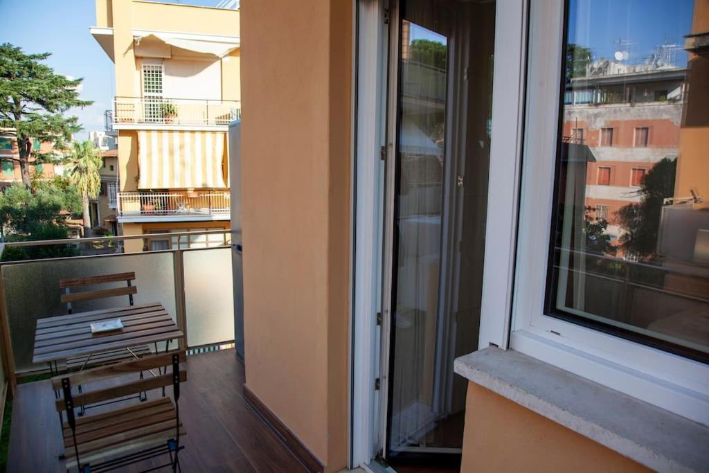 Modern And Stylish Flat Next To Metro Appartement