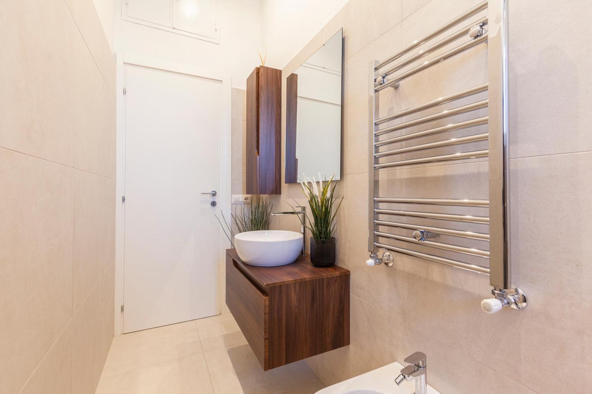 Hostly-colorhome Midtown Appartement *