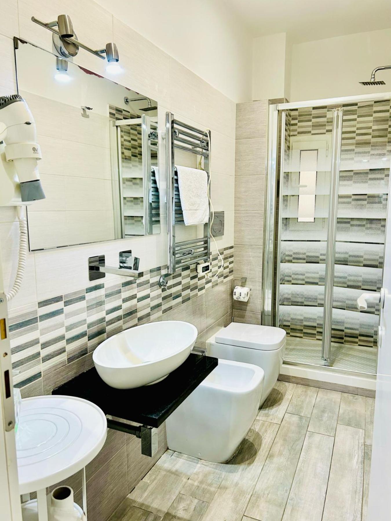 Luce A Piazza Vittorio Apartamento *