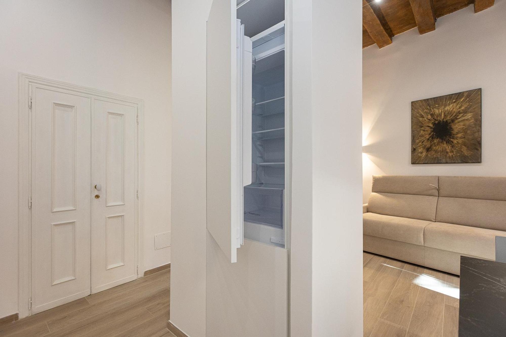 Navona Modern By In Rome