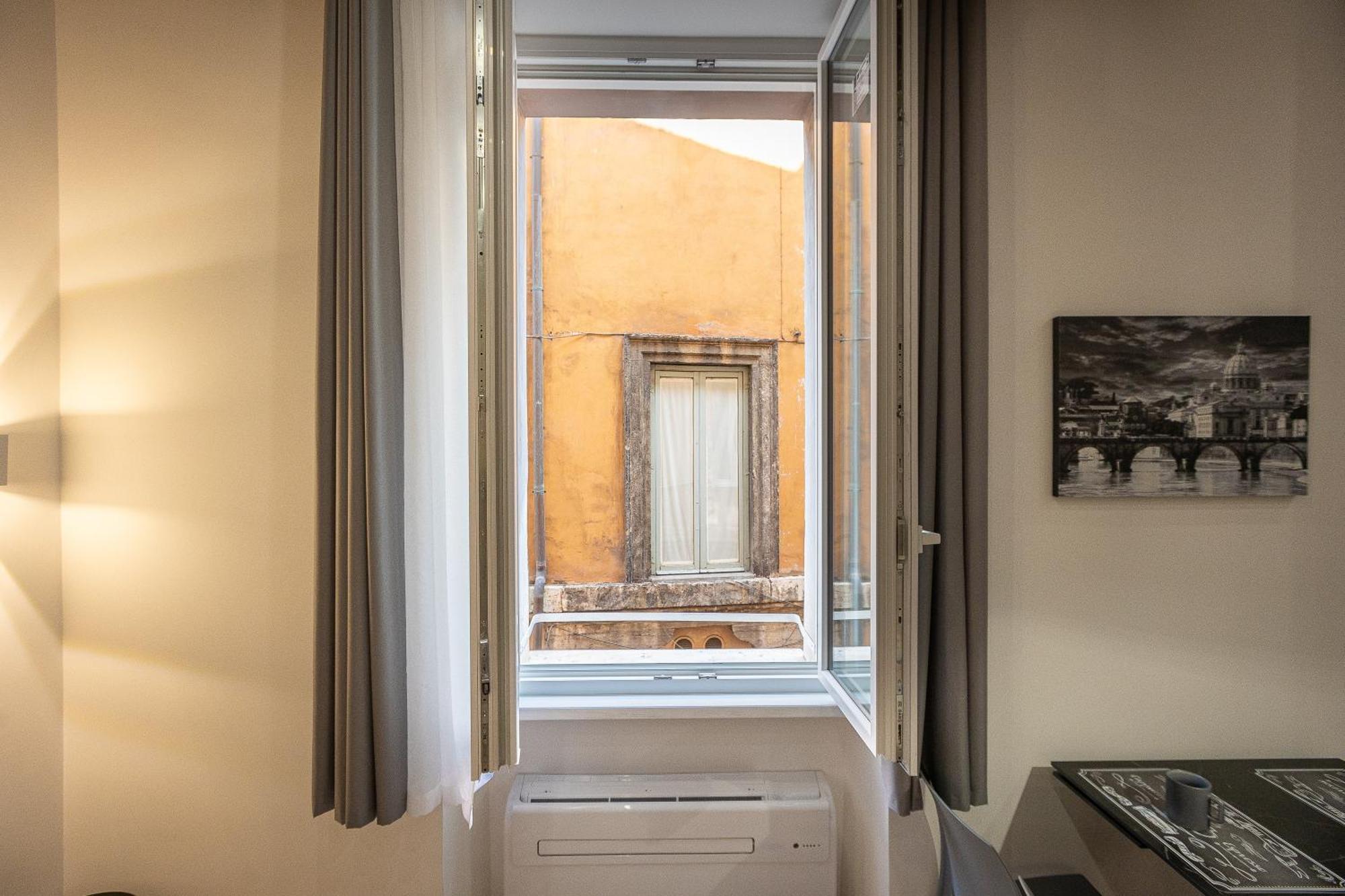 Navona Modern By In * Roma