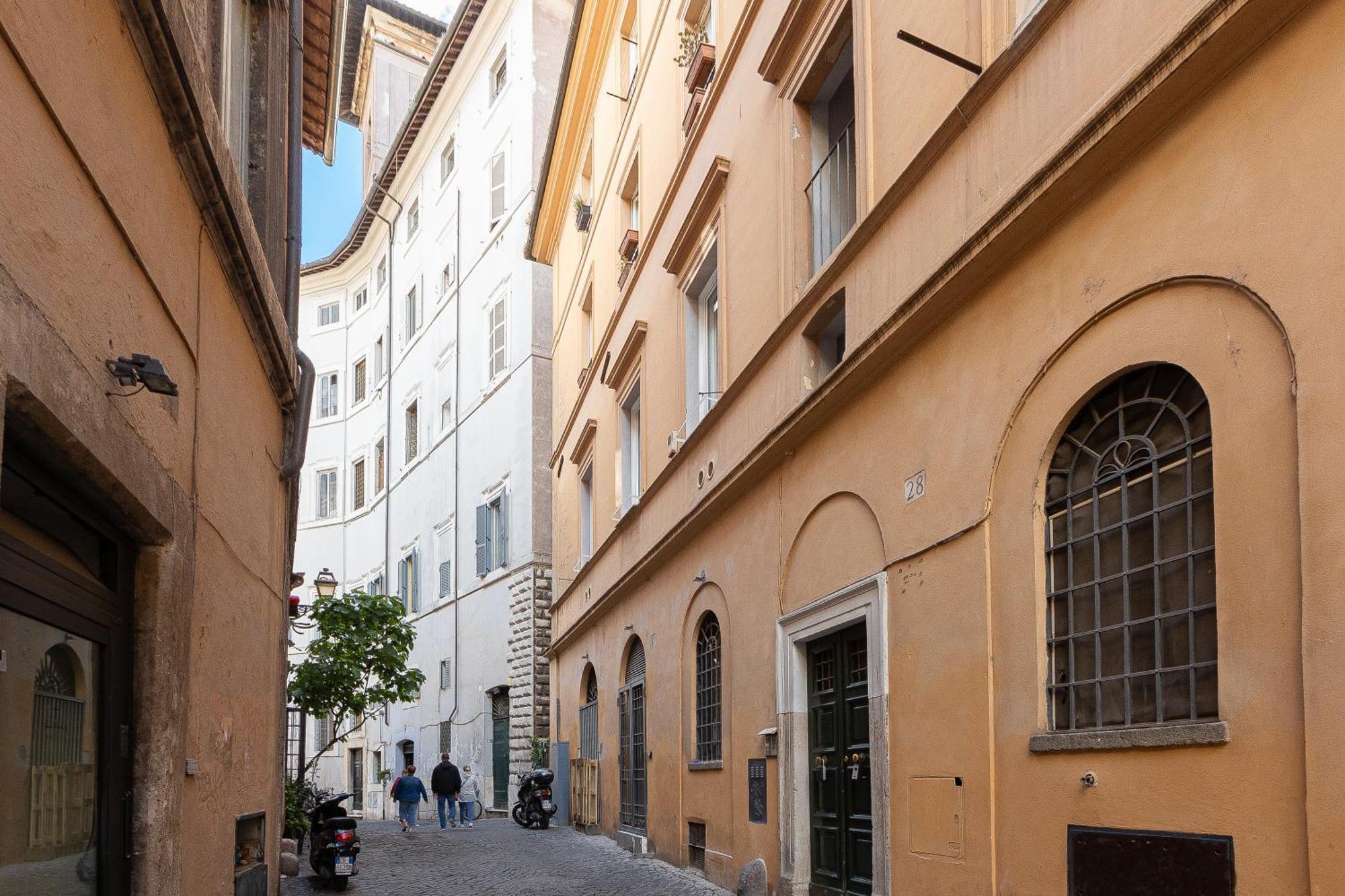 Navona Modern By In * Rome