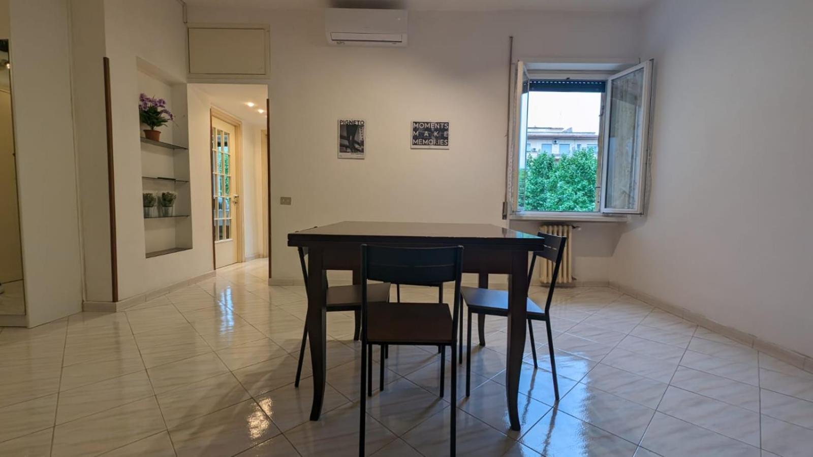 Apartment Mo House *