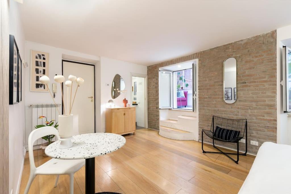 Design Loft Near Colosseo Roma