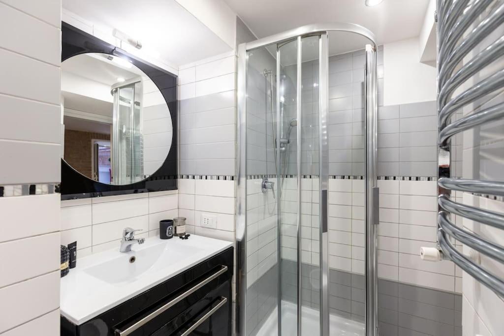 Design Loft Near Colosseo Apartamento Roma