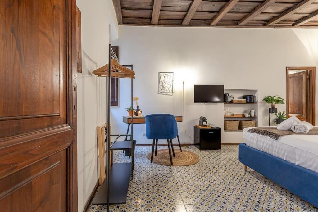Apartment 18 Ciancaleoni House *