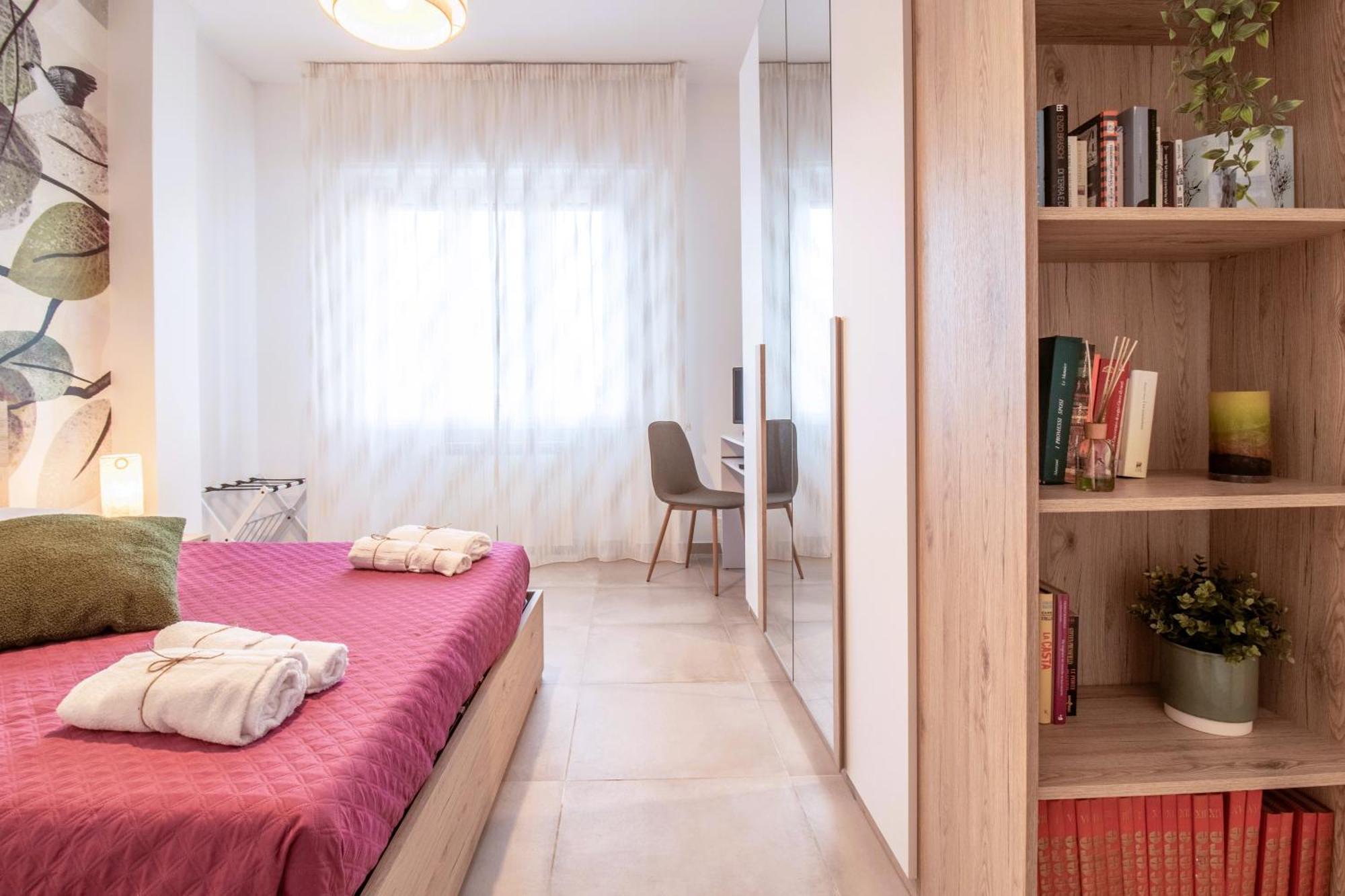 Apartment House Exclusive Near Metro A