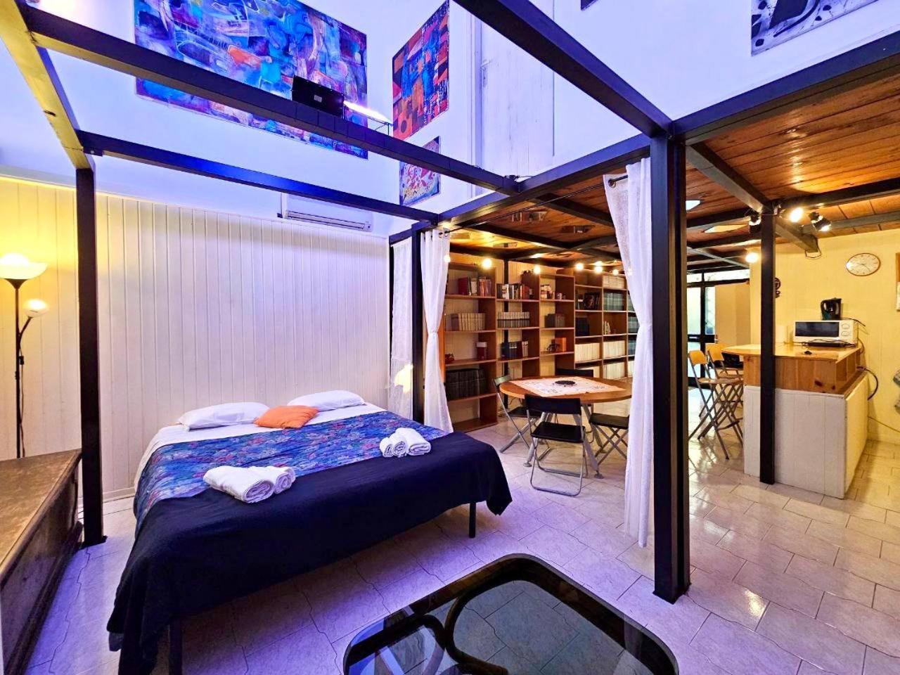 L'atelier ~ Mostra Sospesa Apartment