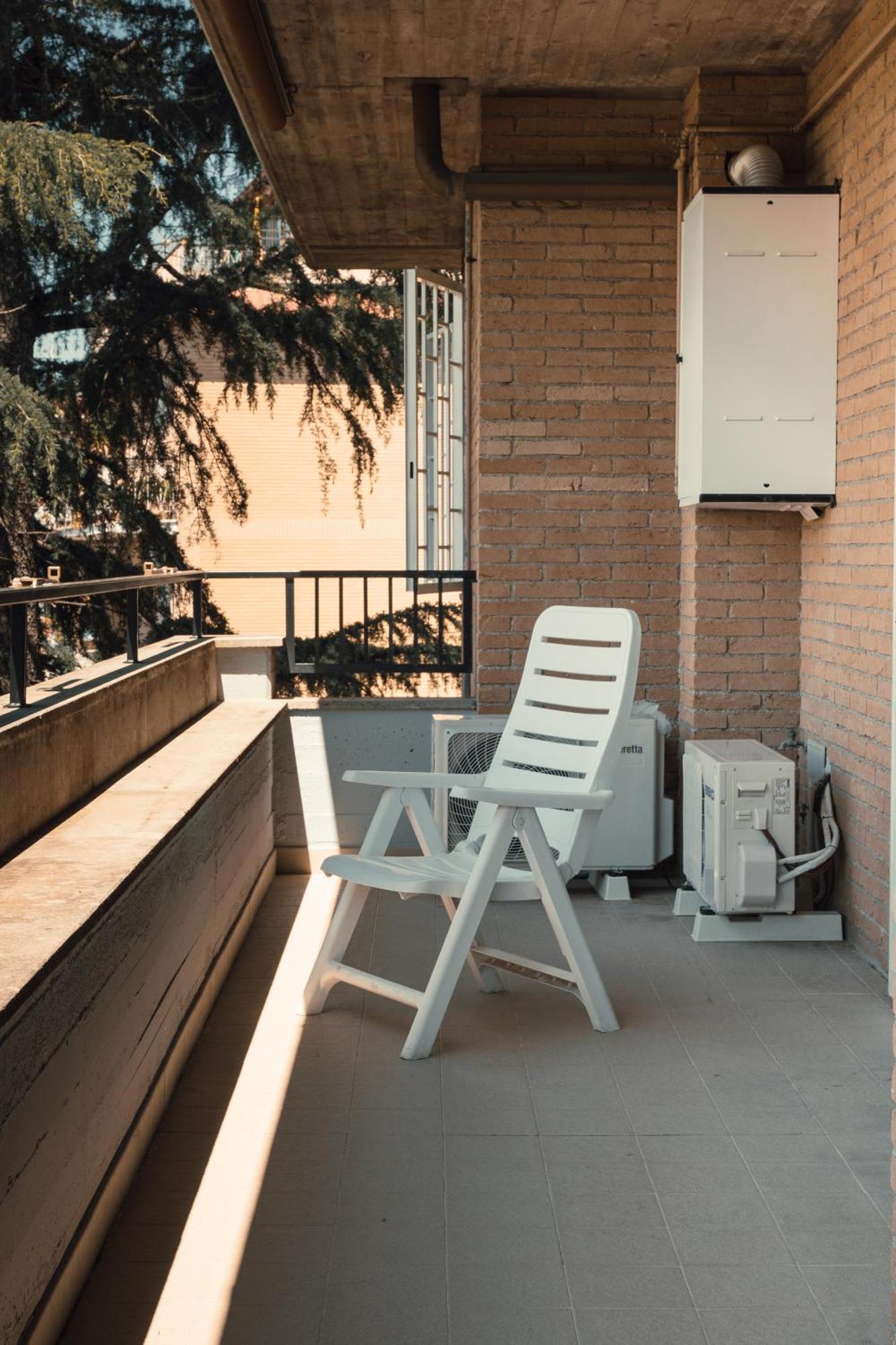The Spacious With 3 Bedrooms And Private Parking Apartment Rome