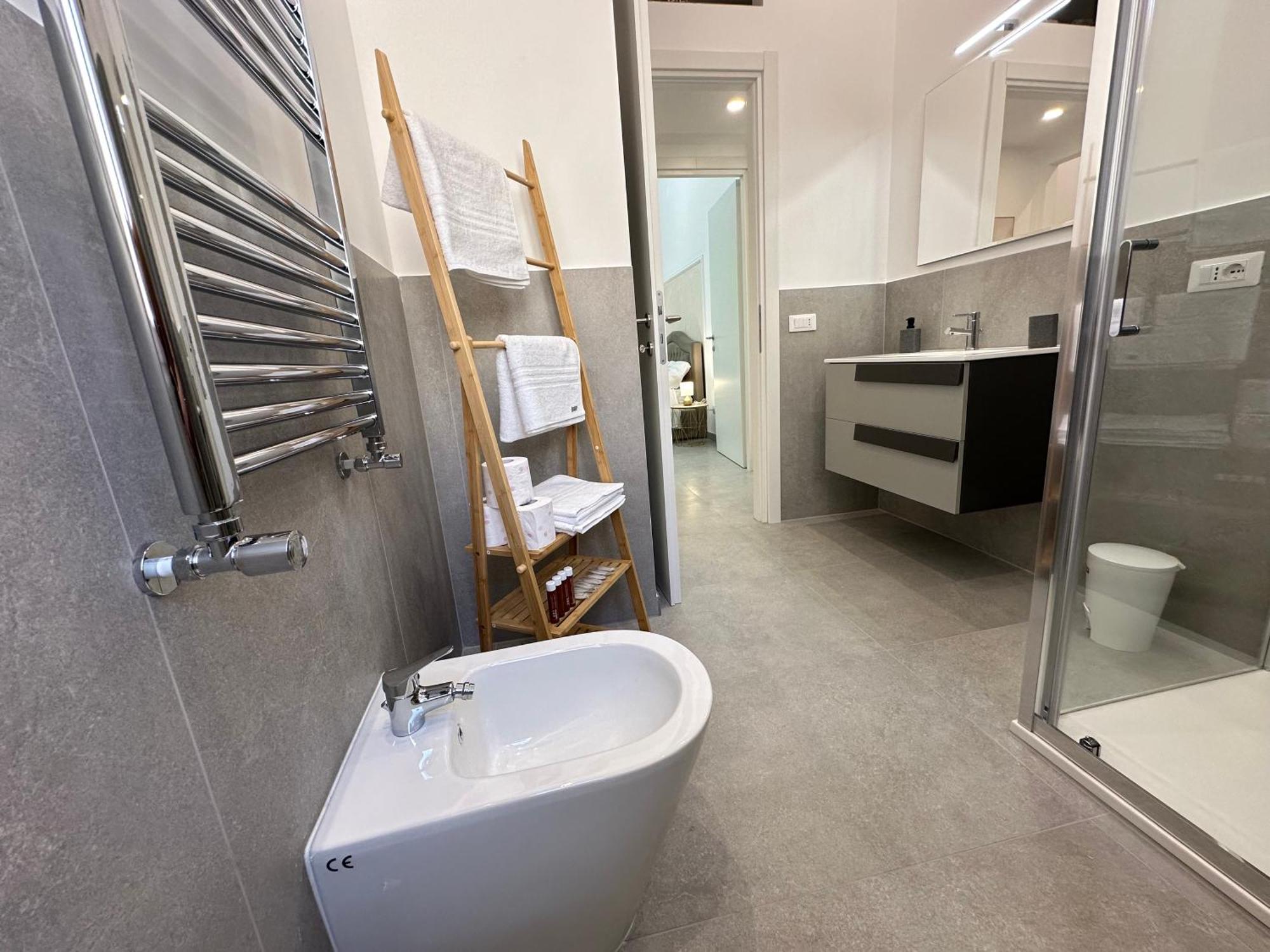 Deluxe Centro - Borghese Apartment