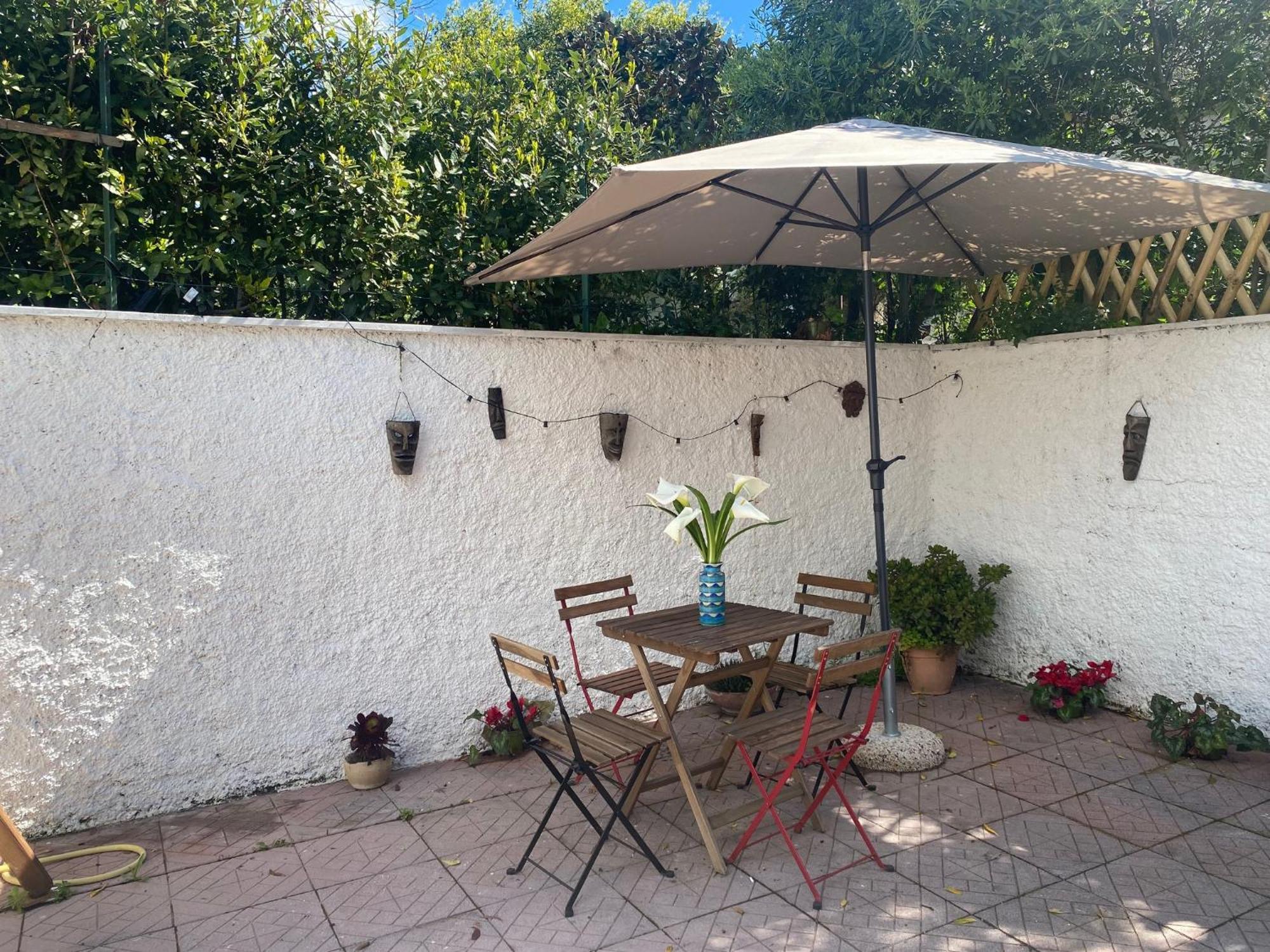 Casetta Indipendente Con Cortile E Parcheggio Appartement Rome