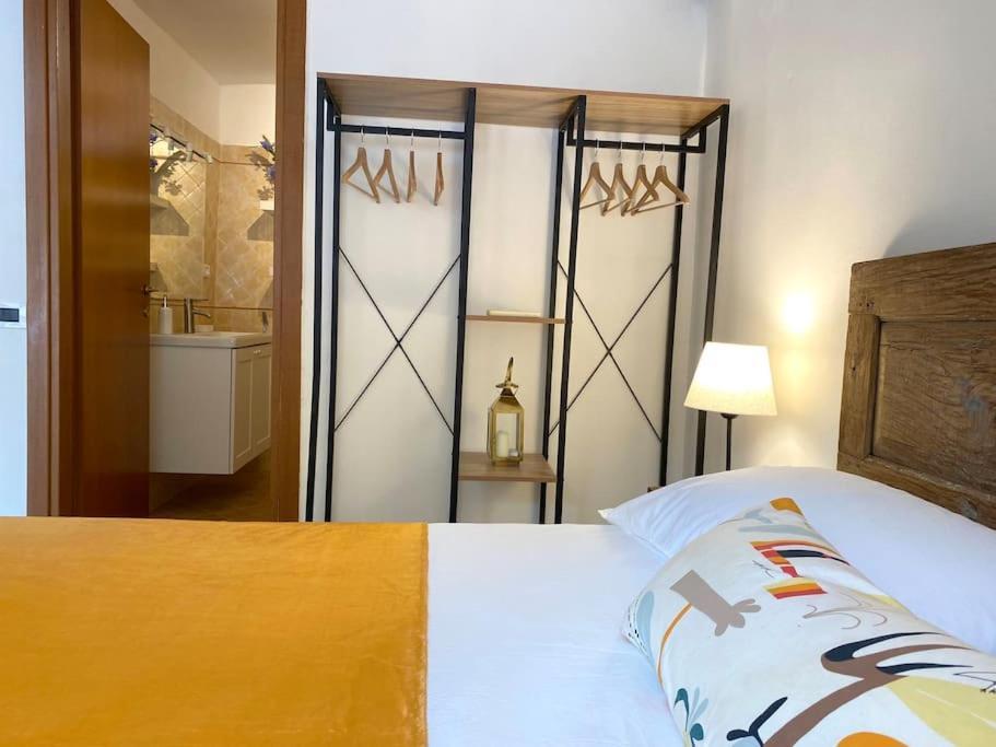 Appartement Casetta Indipendente Con Cortile E Parcheggio *