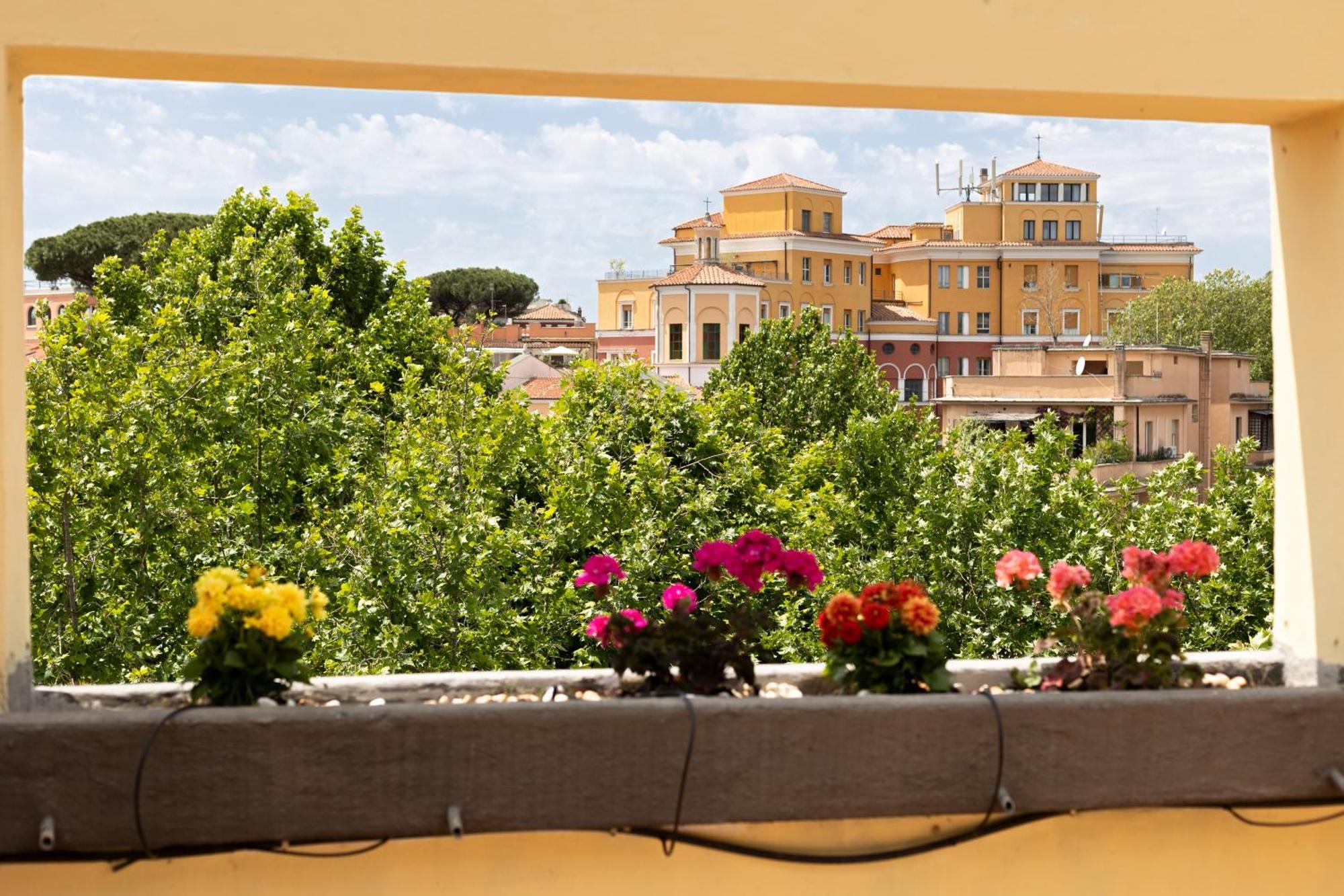 Trastevere In * Rome