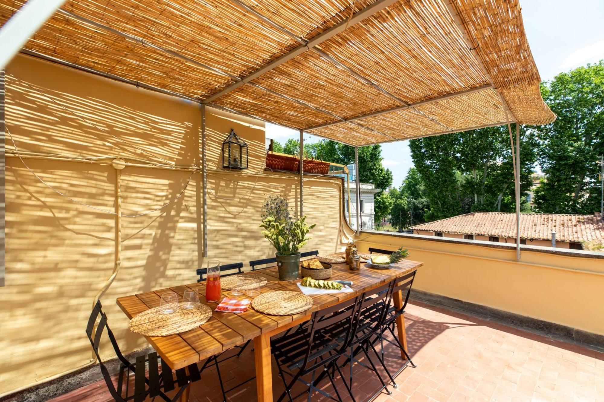 Iflat Trastevere Stylish 4 Bedroom Penthouse Apartment *