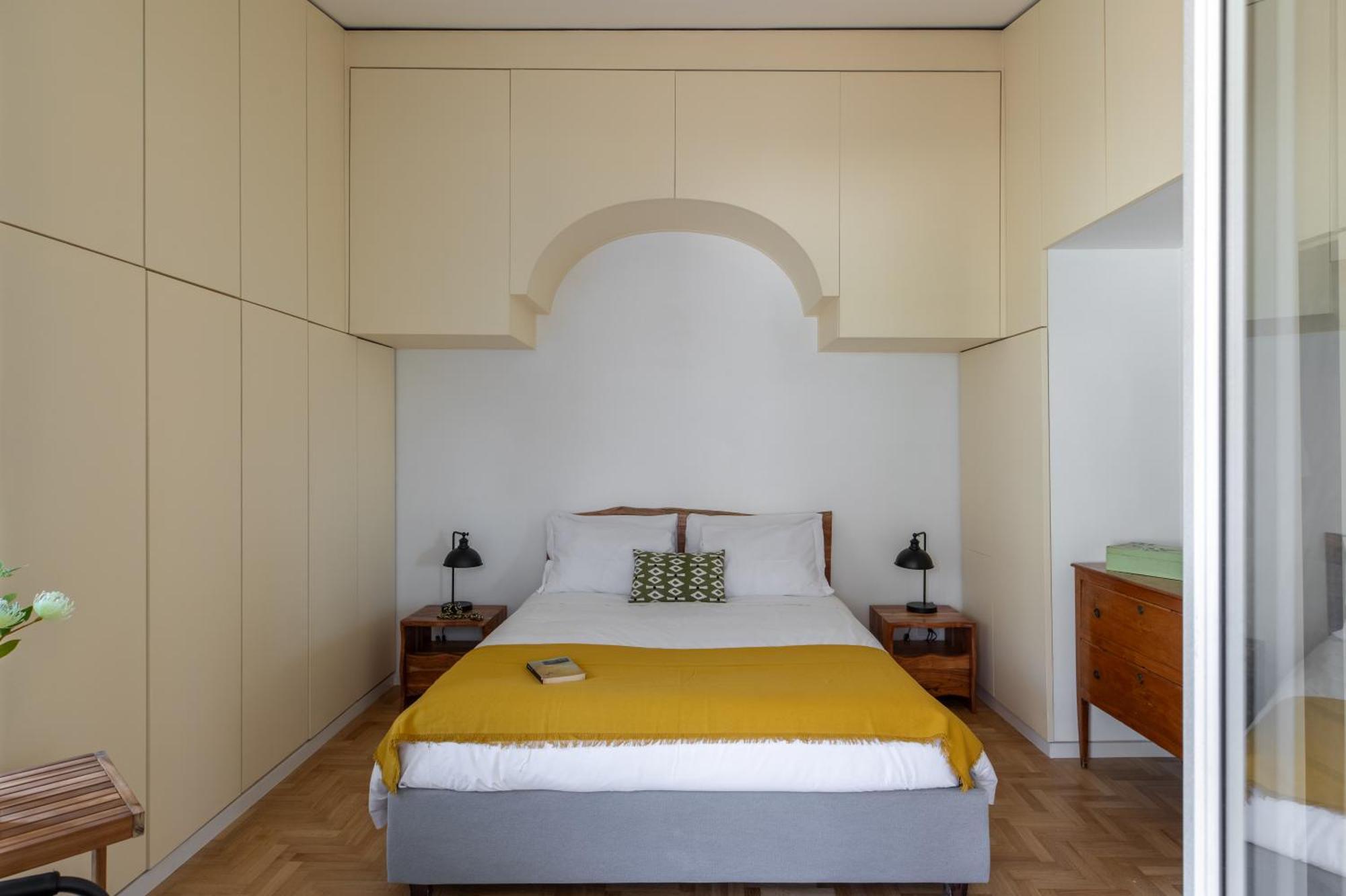 Apartment Iflat Trastevere Stylish 4 Bedroom Penthouse *