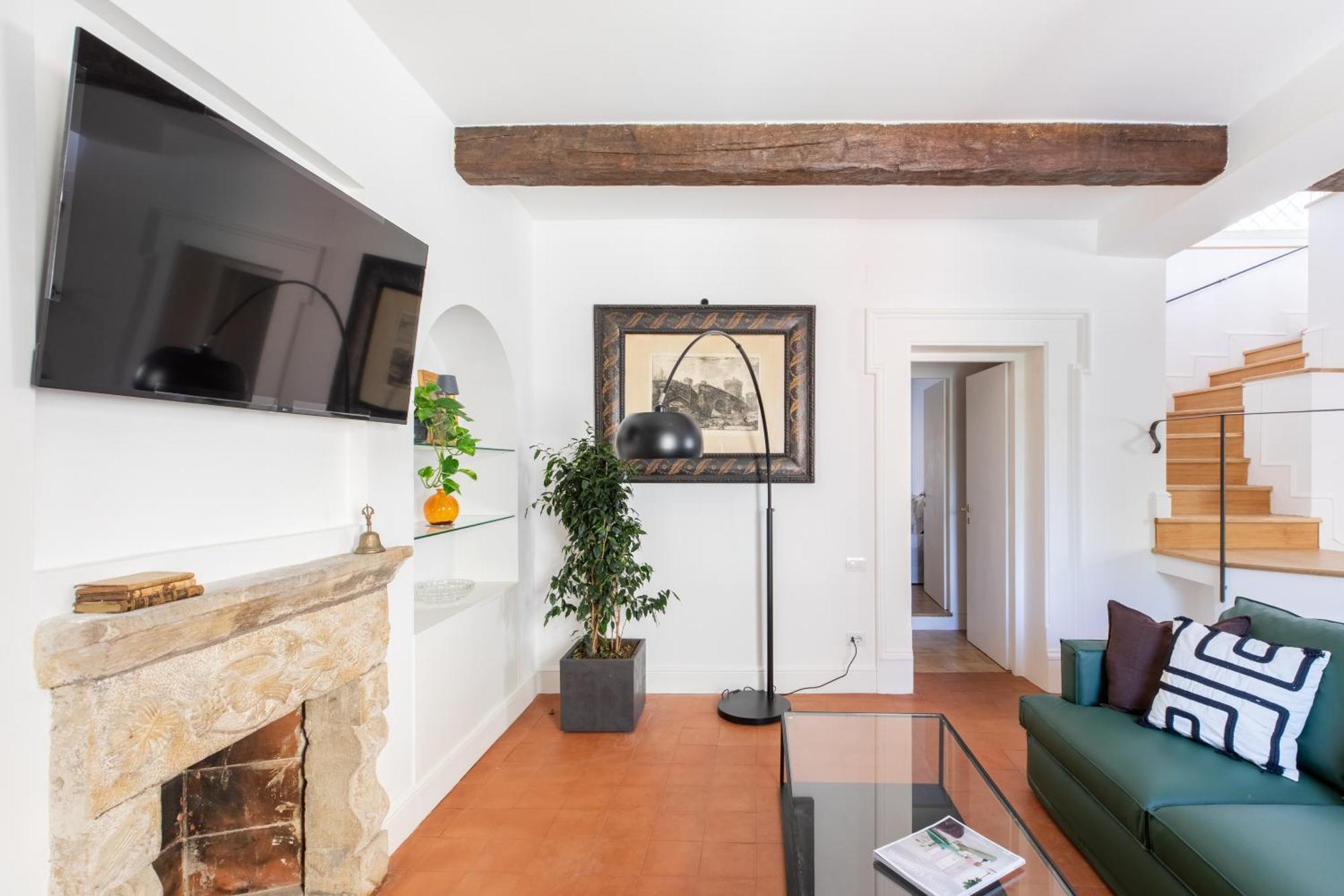 Iflat Trastevere Stylish 4 Bedroom Penthouse Apartment Rome
