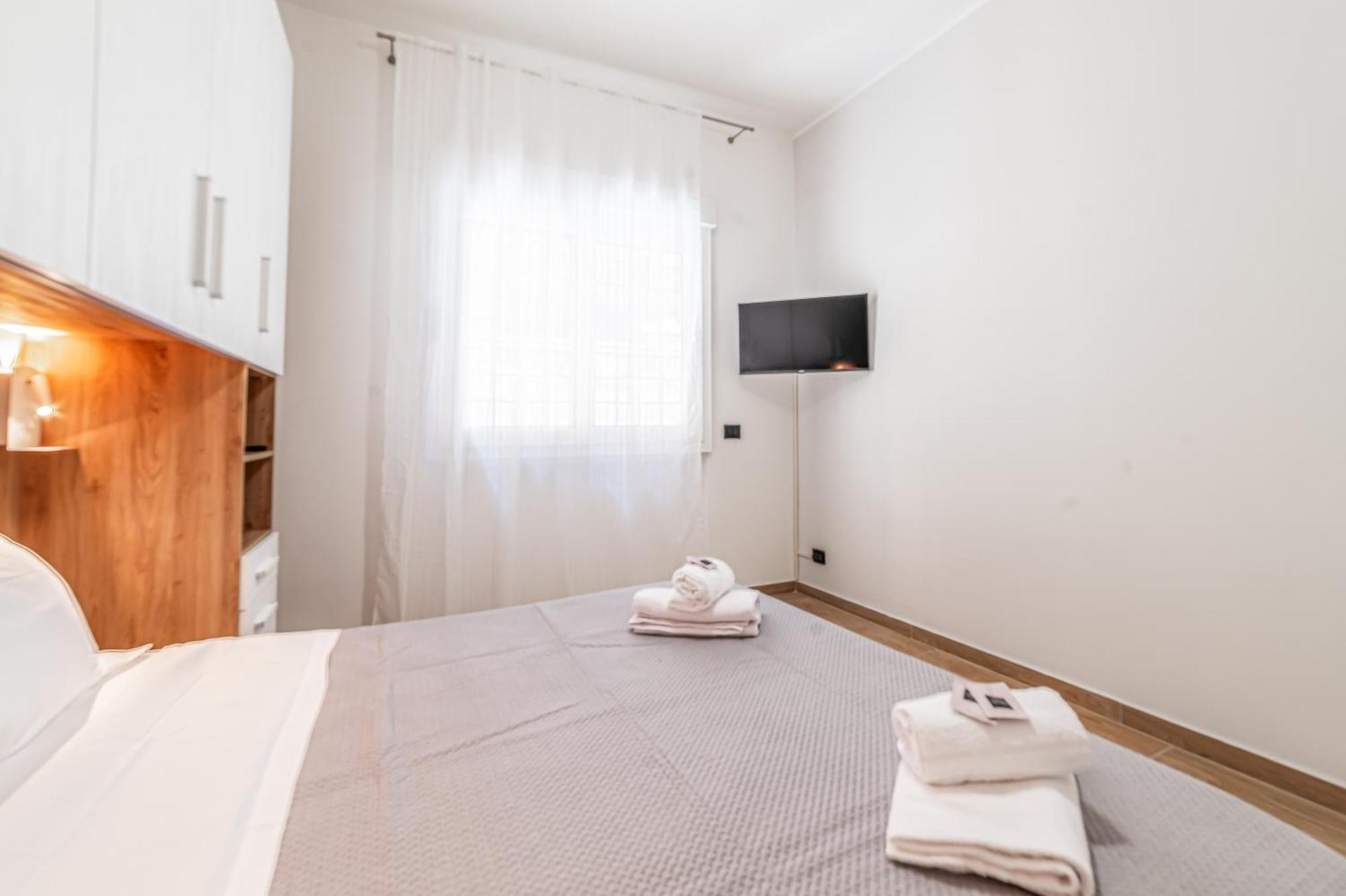 Il Nido Di Porta Furba - Metro & Wi-fi Apartment Rome