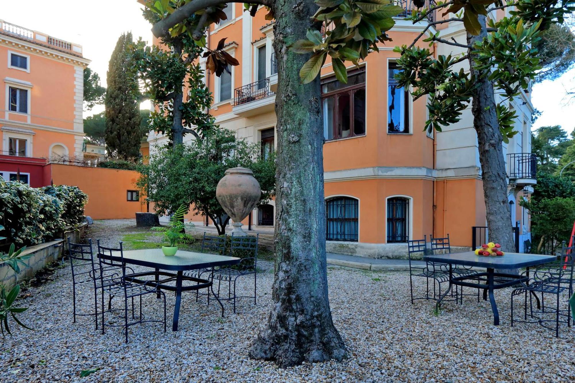 Domus Monami Apartment