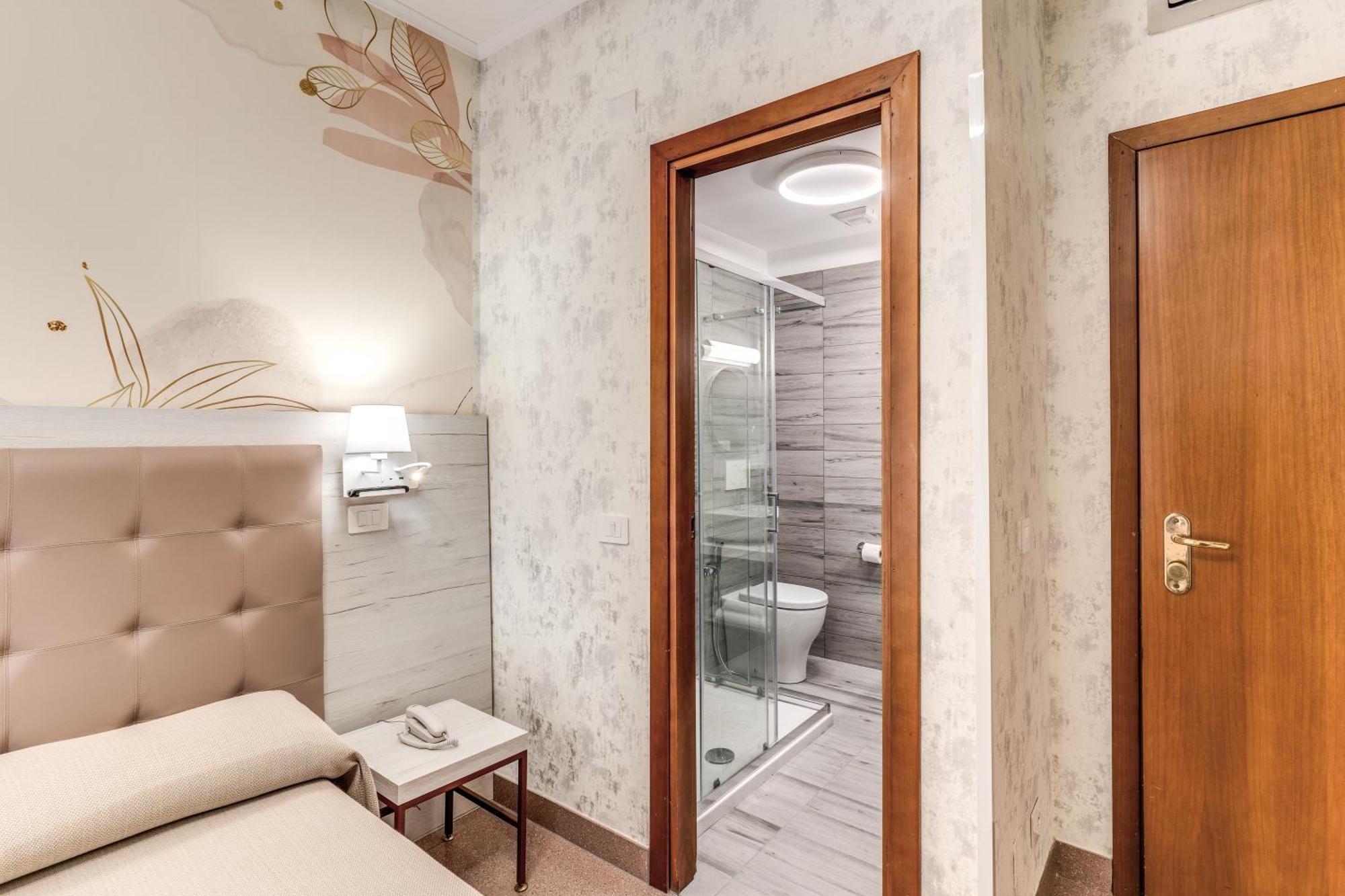 Hotel Milo 3*