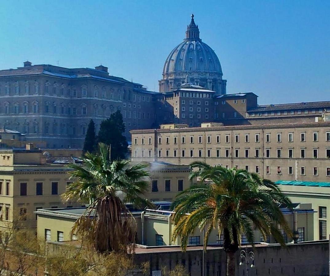 Apartment Vatican Design