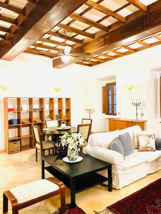 Trastevere Moro Apartment Rome