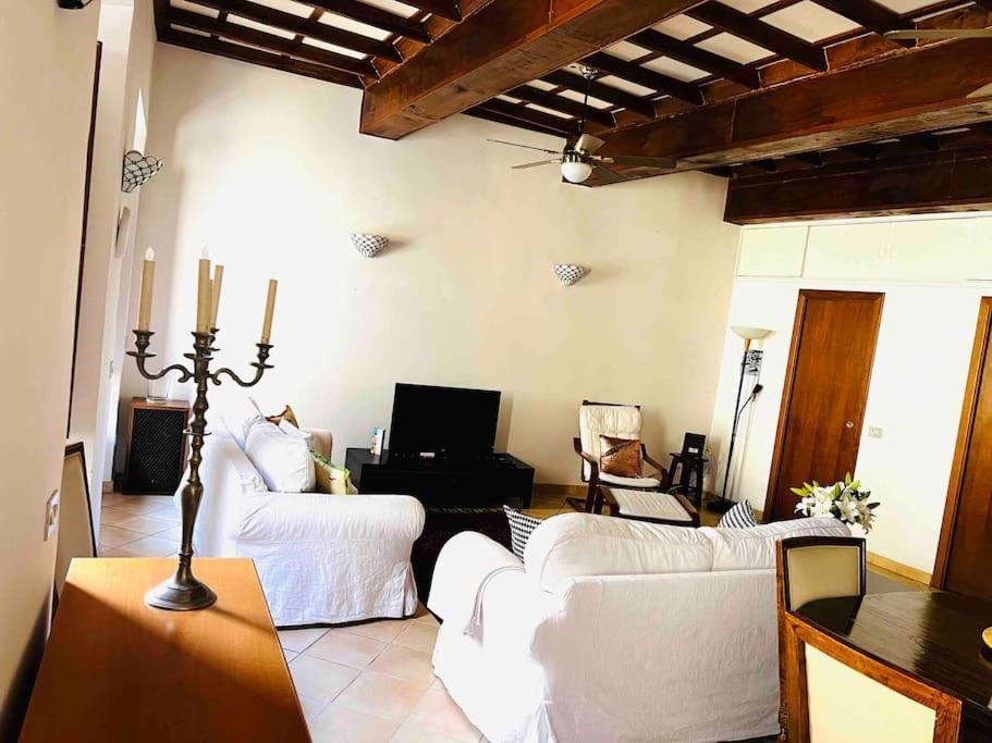 Trastevere Moro Apartment *
