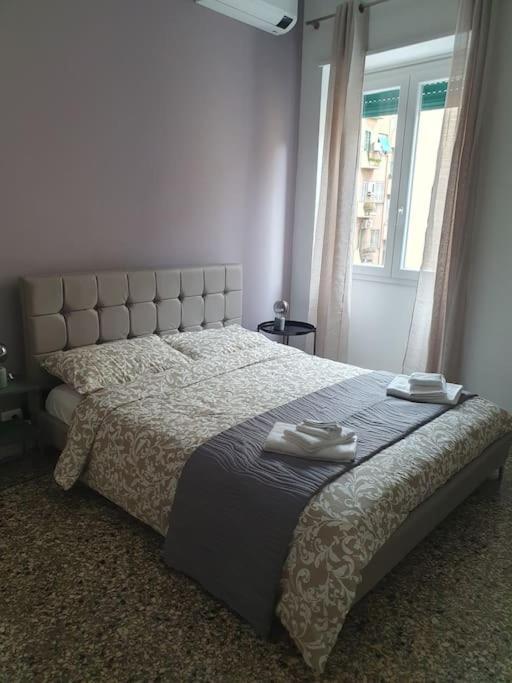 Casakico Elegante 2-bdr Metro 10 Min Colosseo Apartment *