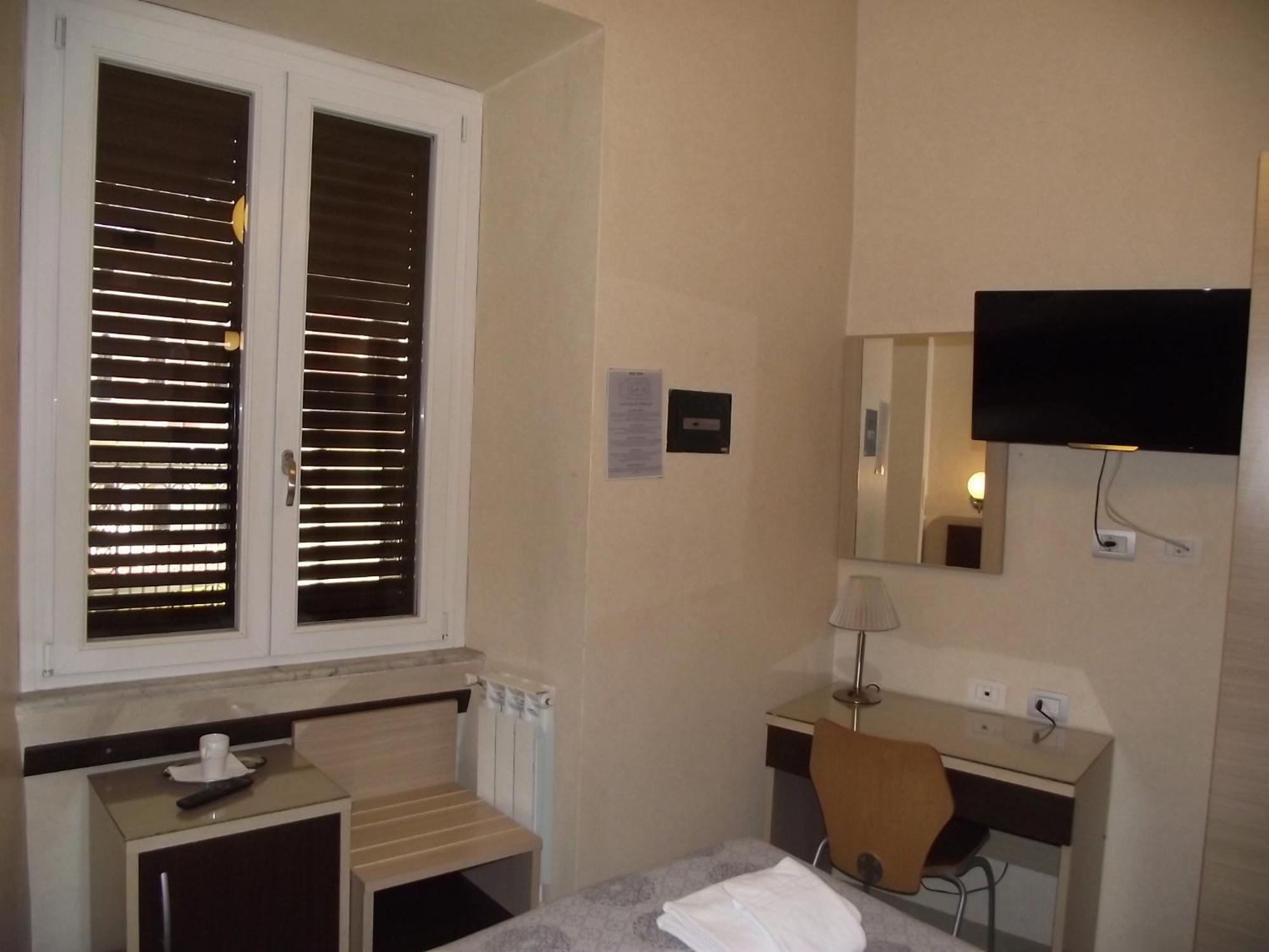 Elide 3* Rome