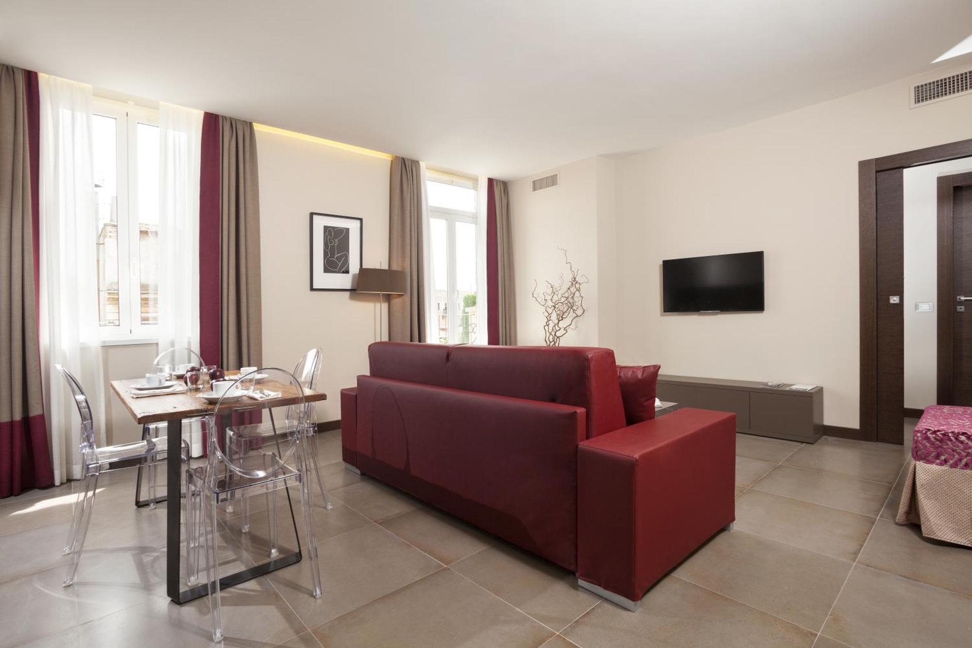 Trianon Borgo Pio 4* Rome