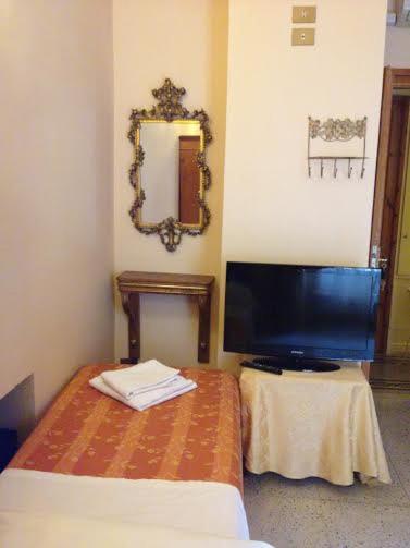 Maison De Marta