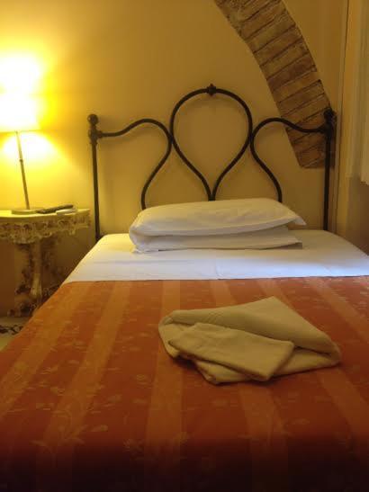 Maison De Marta Guest house