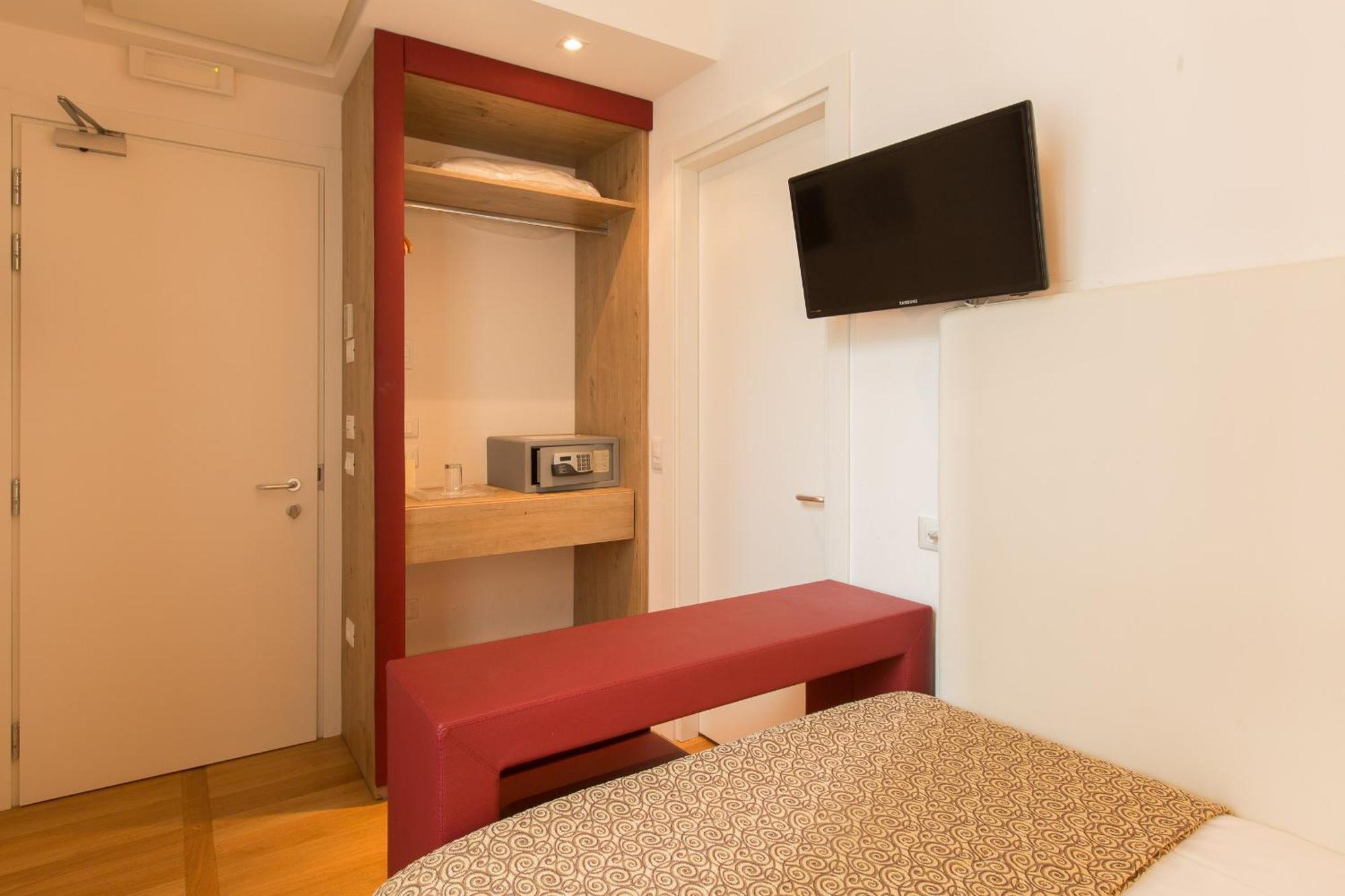 Hotel Floris