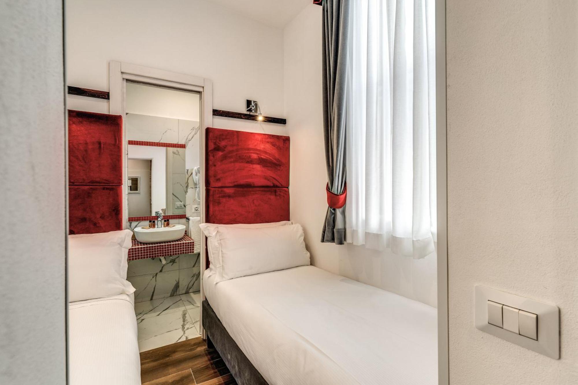 Piazza Di Spagna Comfort 3* Rome