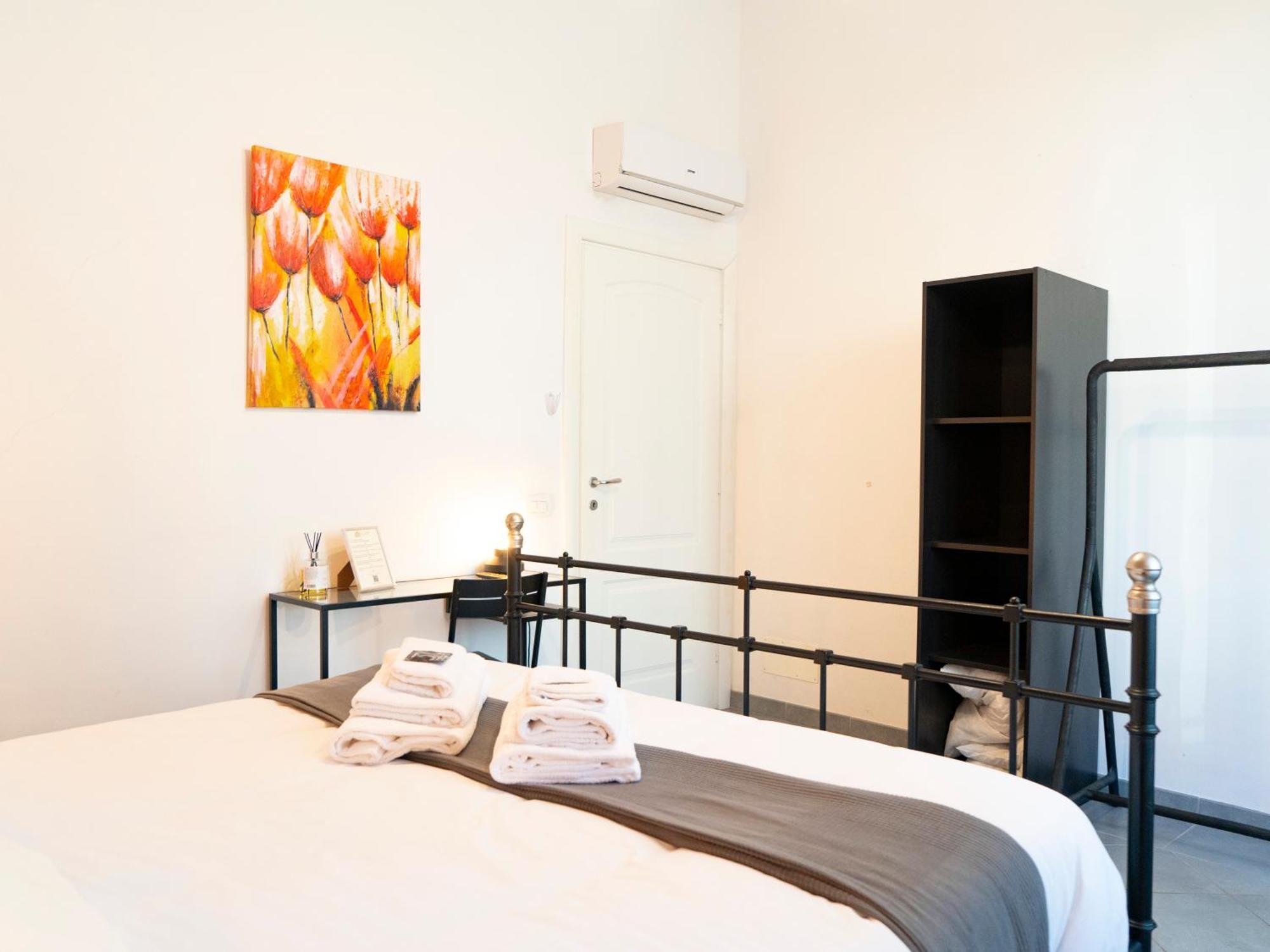 Salotto Piramide 3* Rome
