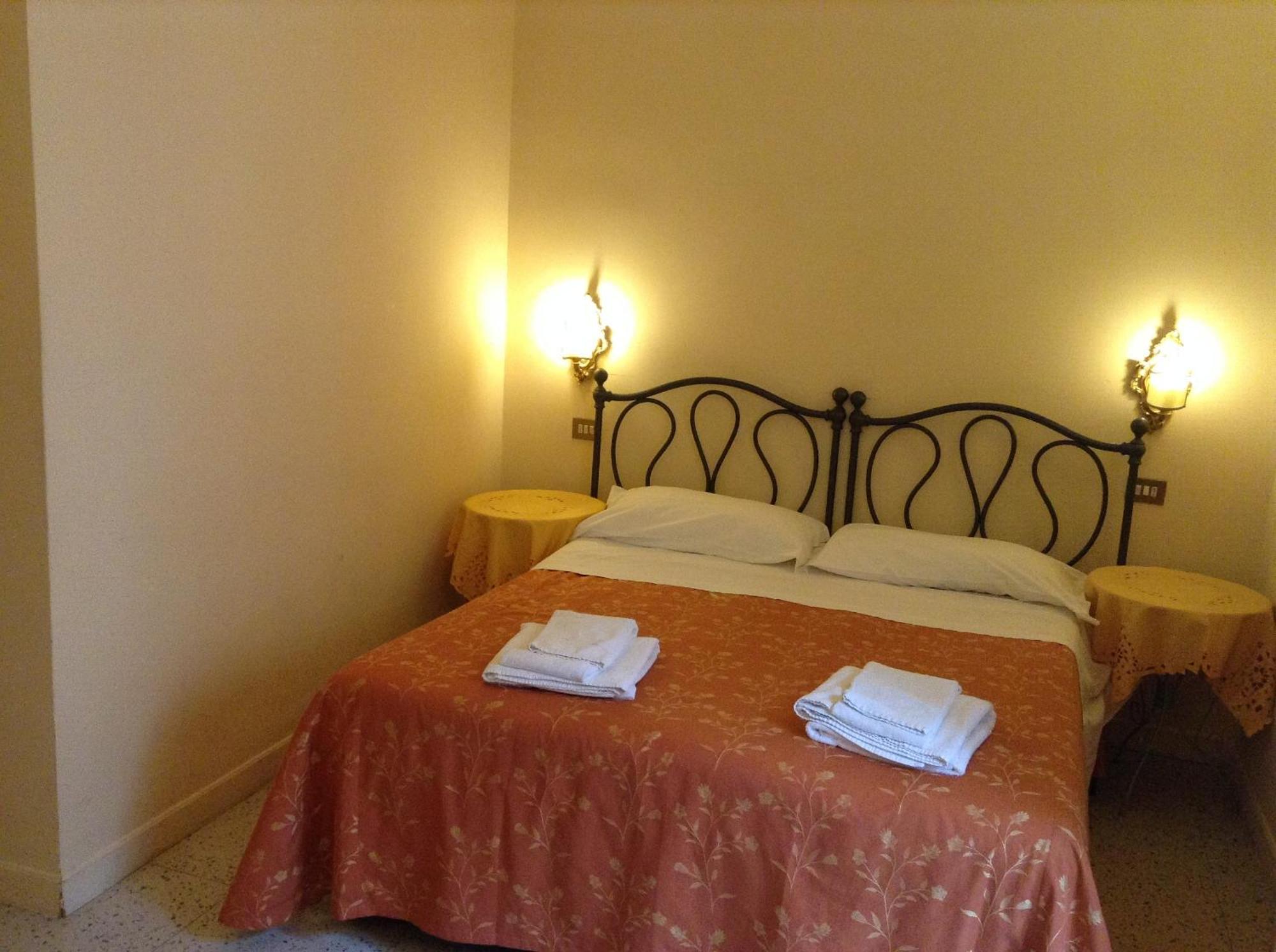 Maison De Marta Guest house