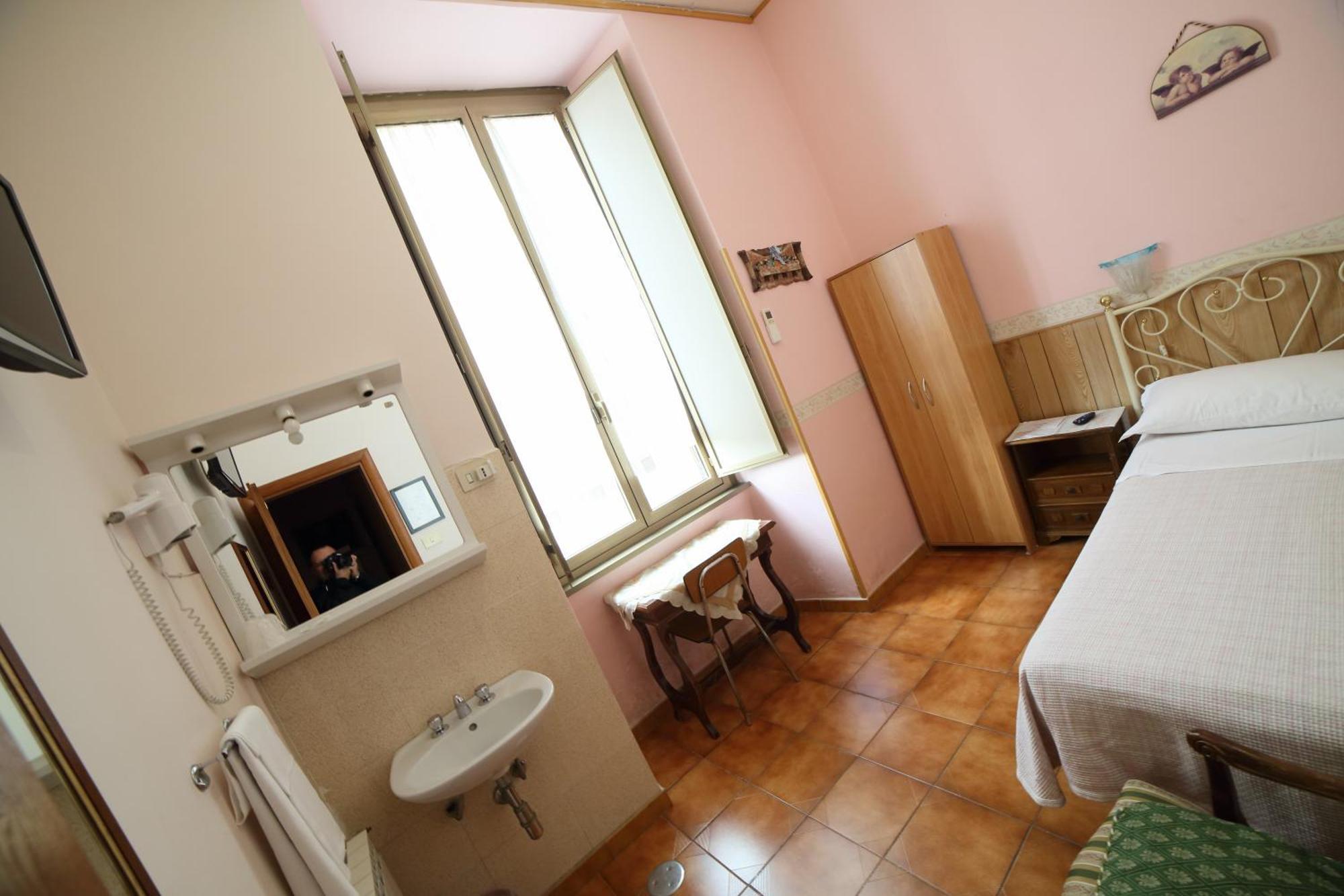 Giugiu * Roma